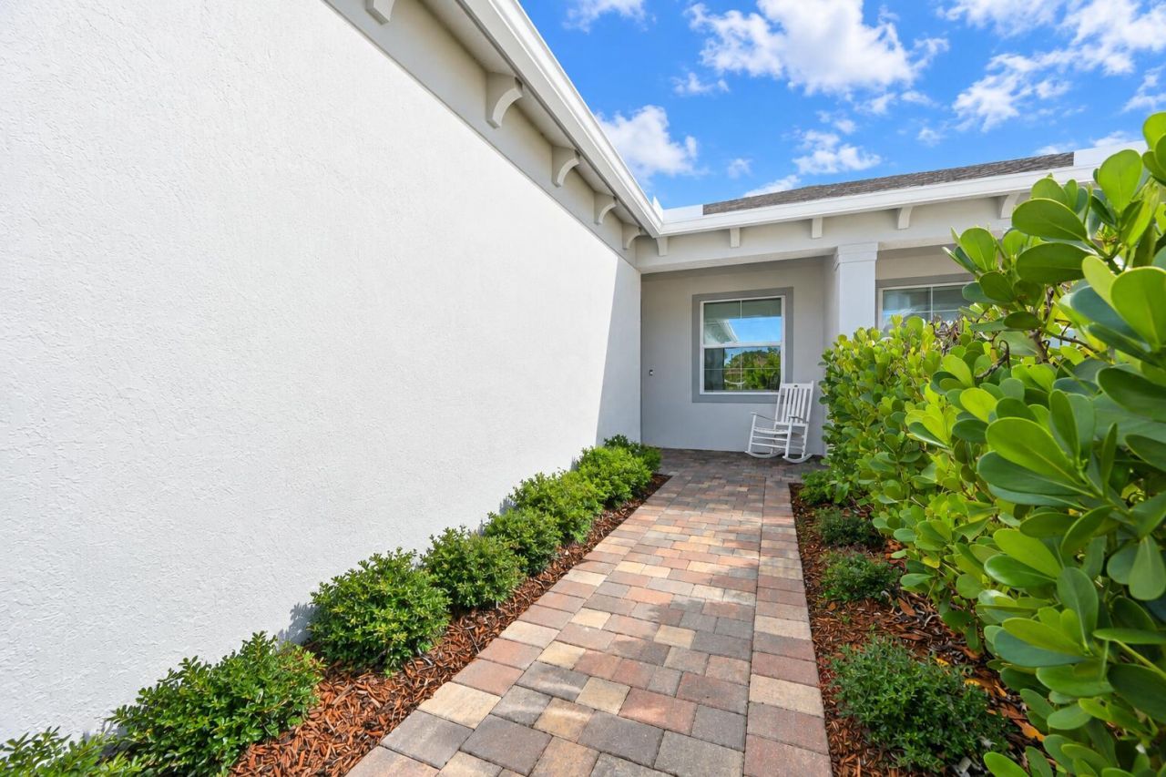 13249 SW Vermillion Circle, Port Saint Lucie, FL 34987 Photo