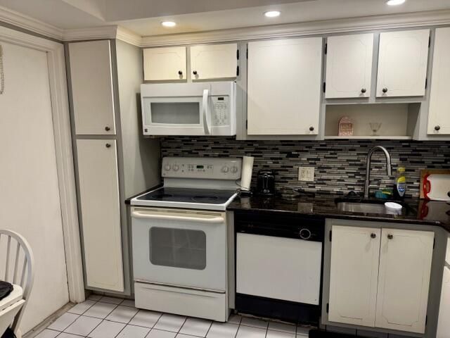 2600 S Course Drive, Unit 107, Pompano Beach, FL 33069 Photo