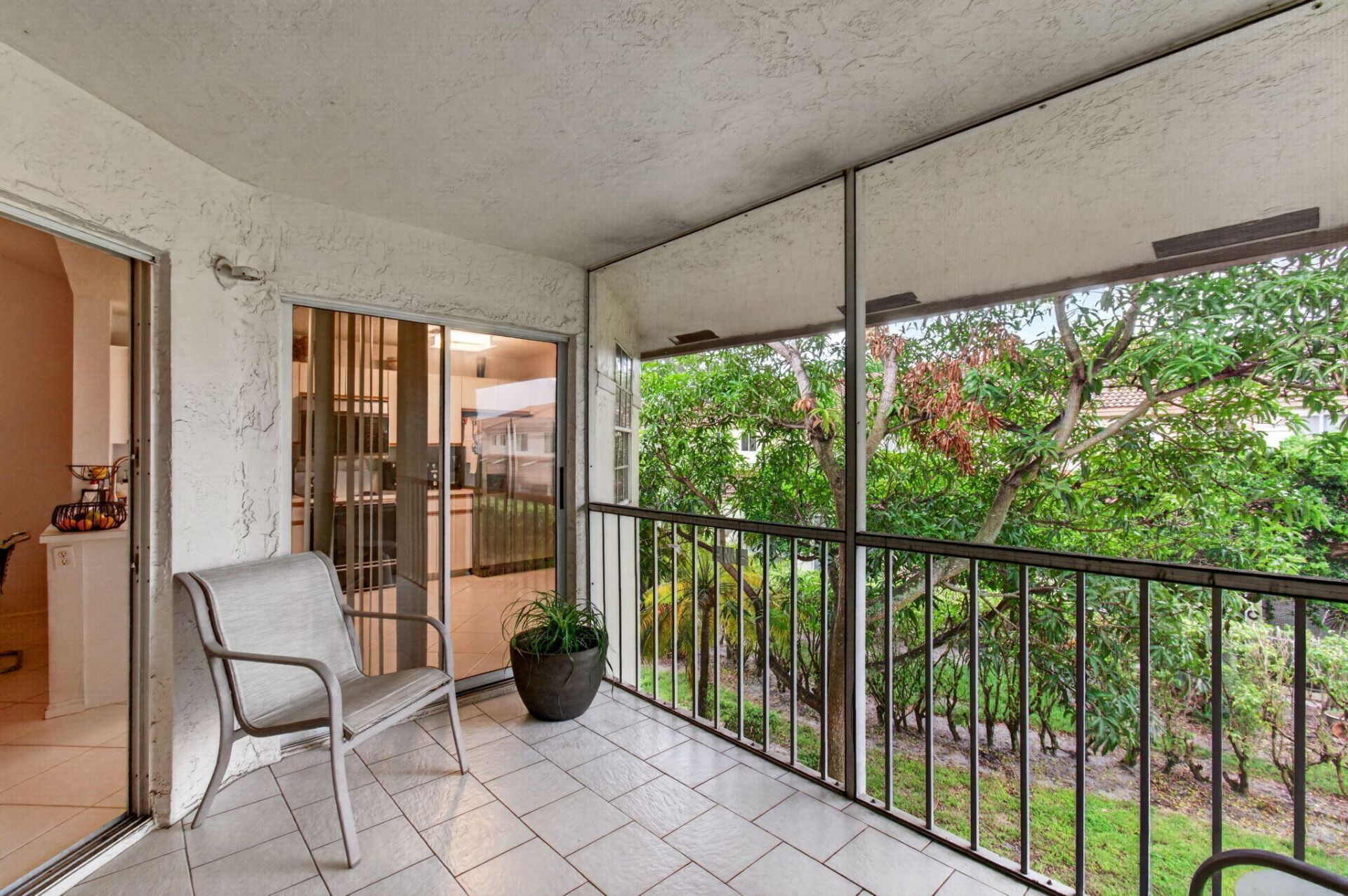 6737 Via Regina, Boca Raton, FL 33433 Photo