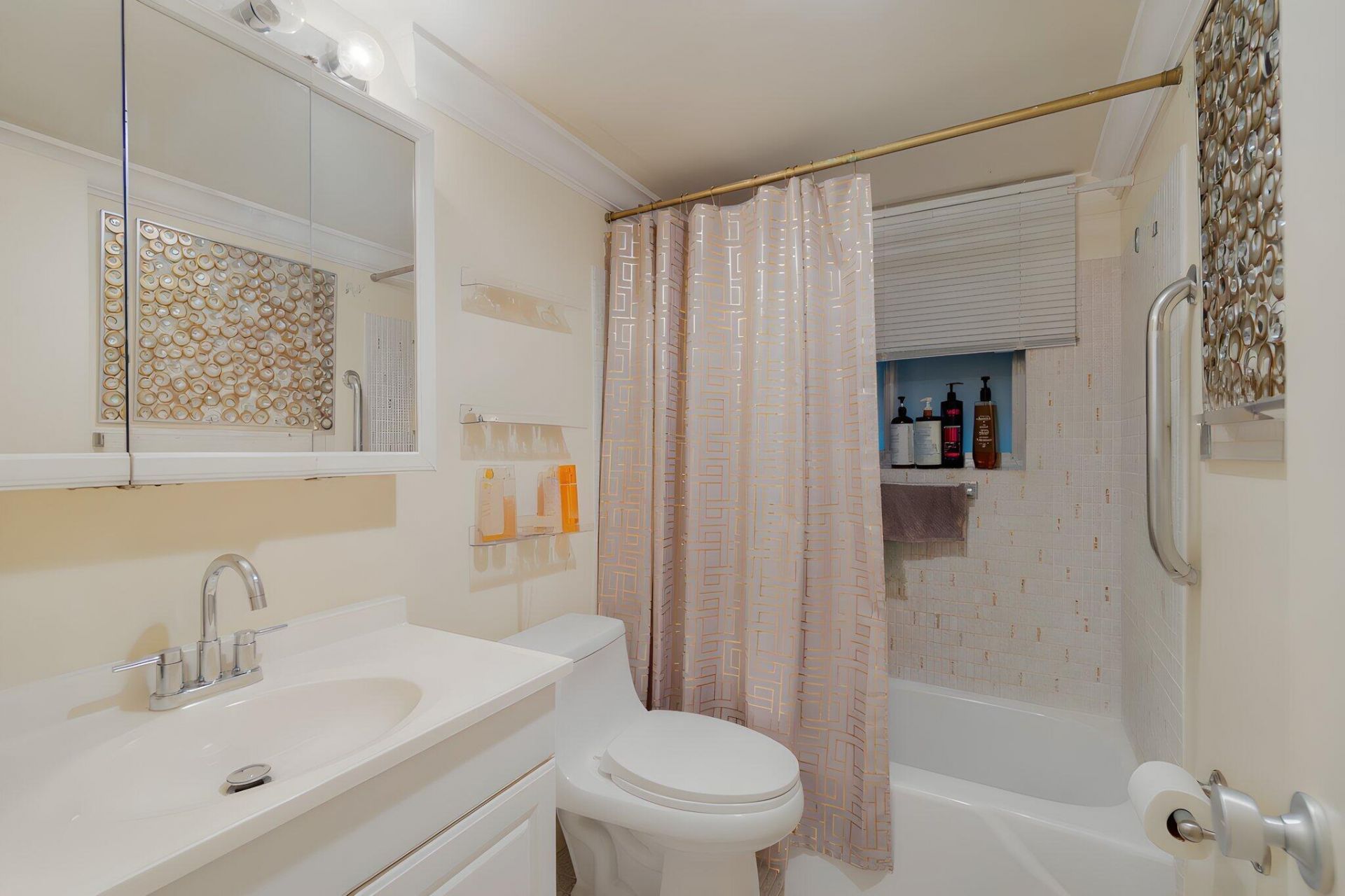 2290 Sunset Avenue, Unit 7, Lake Worth Beach, FL 33461 Photo