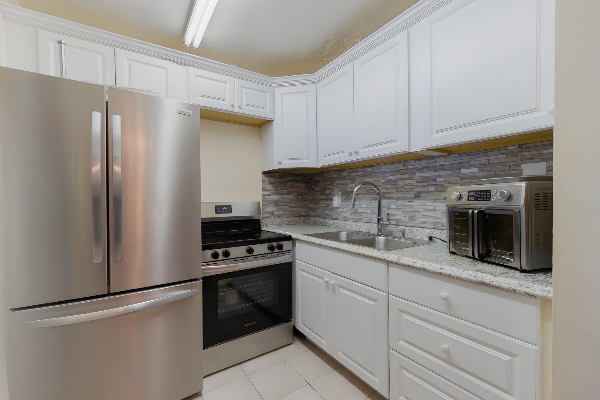 2290 Sunset Avenue, Unit 7, Lake Worth Beach, FL 33461 Photo