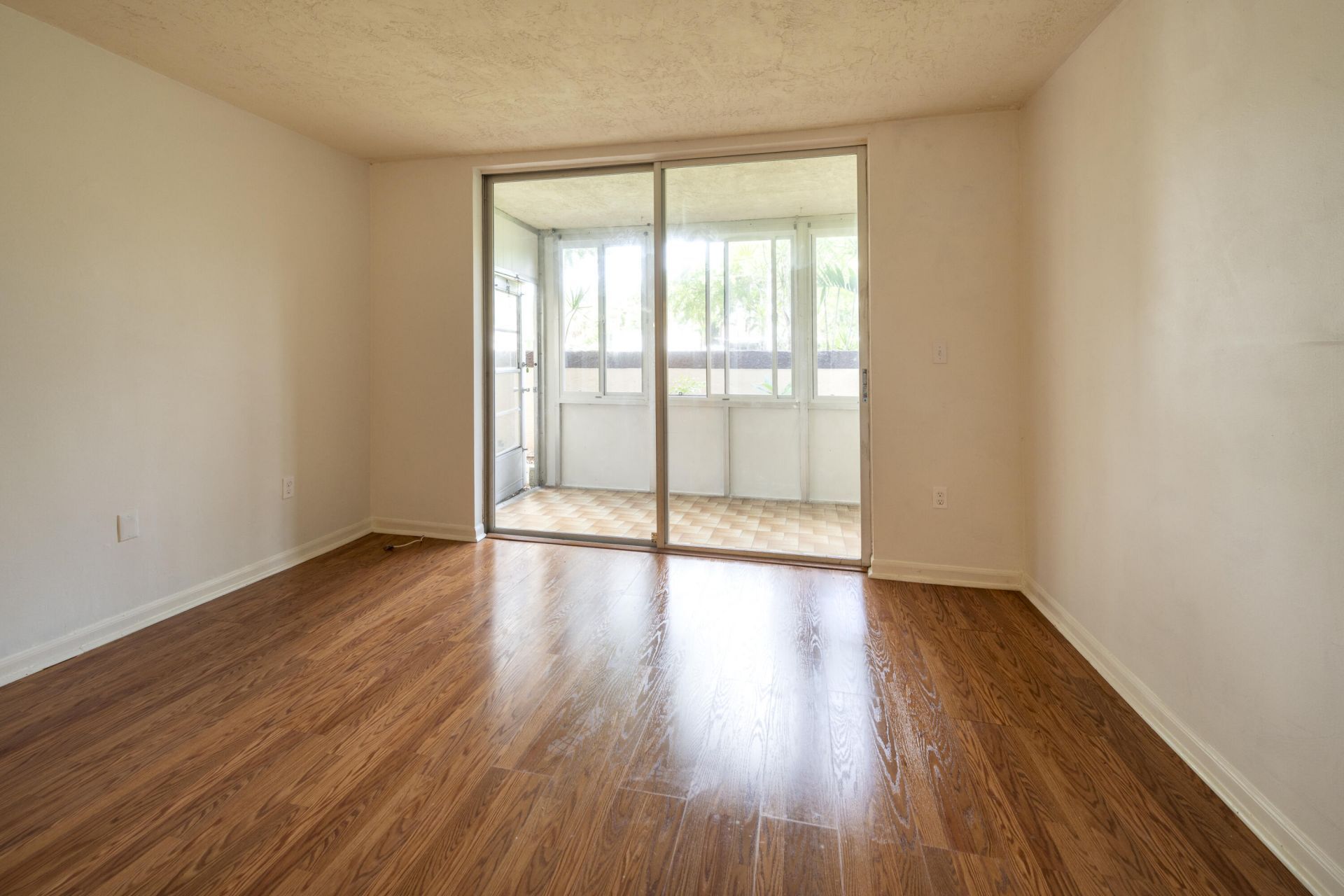 7300 NW 17th Street, Unit 105, Plantation, FL 33313 Photo
