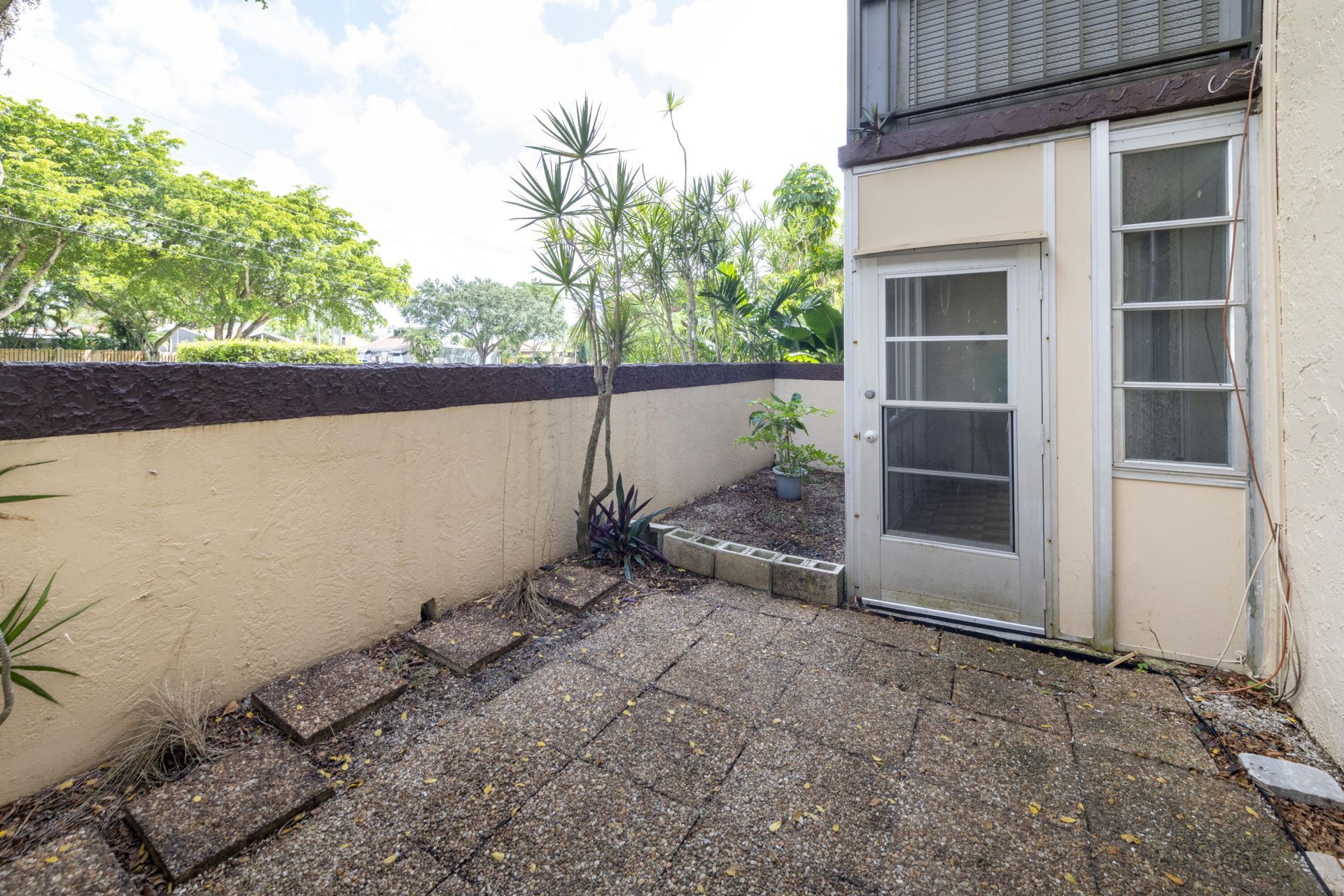 7300 NW 17th Street, Unit 105, Plantation, FL 33313 Photo