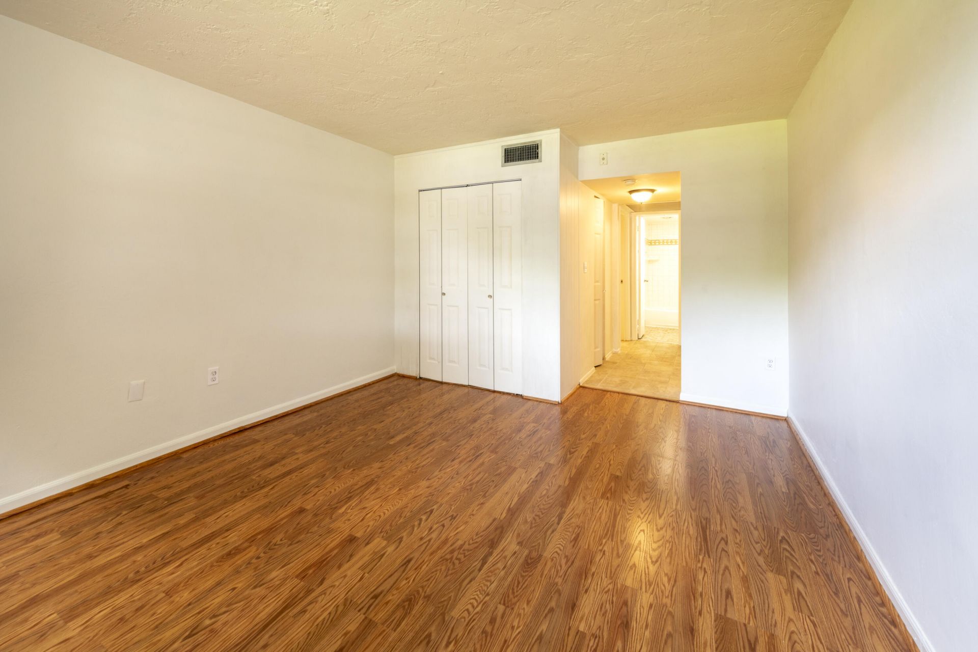 7300 NW 17th Street, Unit 105, Plantation, FL 33313 Photo