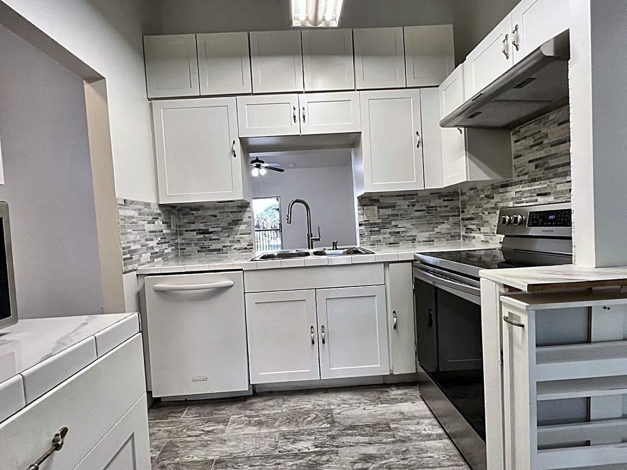 719 Gardens Drive, Unit 206, Pompano Beach, FL 33069 Photo