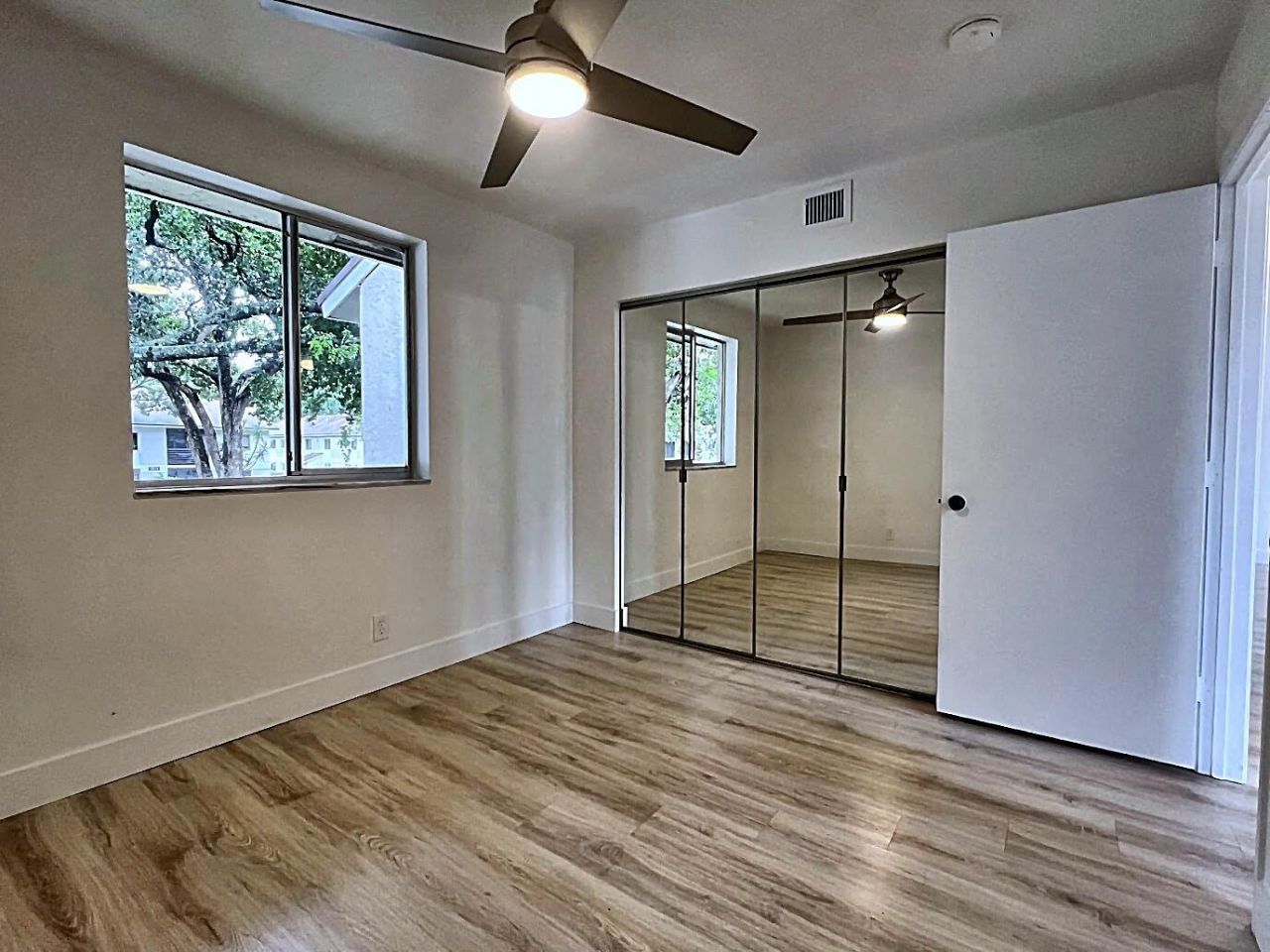 719 Gardens Drive, Unit 206, Pompano Beach, FL 33069 Photo