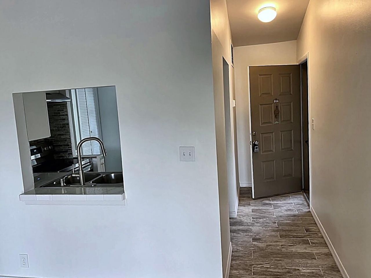 719 Gardens Drive, Unit 206, Pompano Beach, FL 33069 Photo