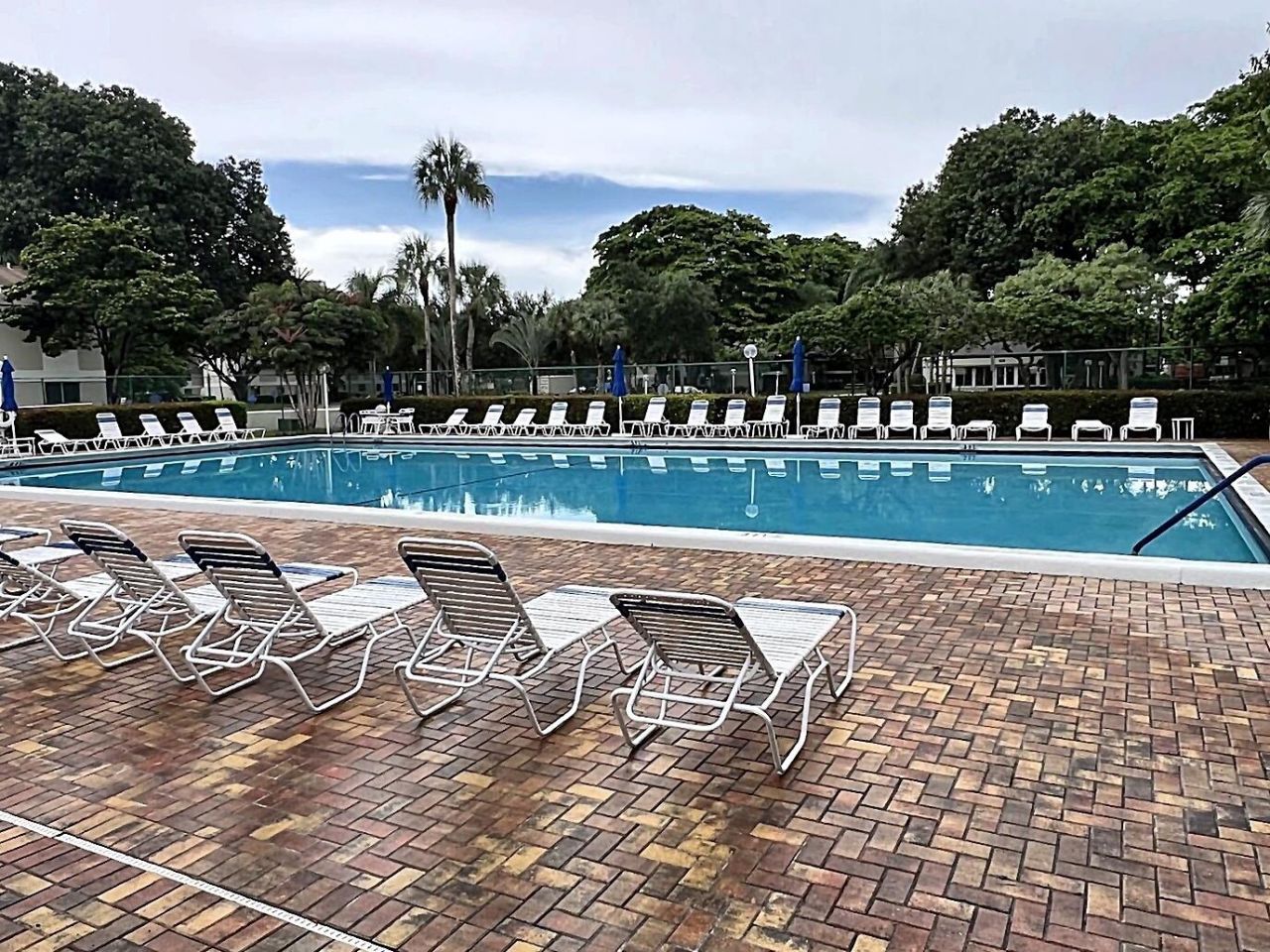 719 Gardens Drive, Unit 206, Pompano Beach, FL 33069 Photo