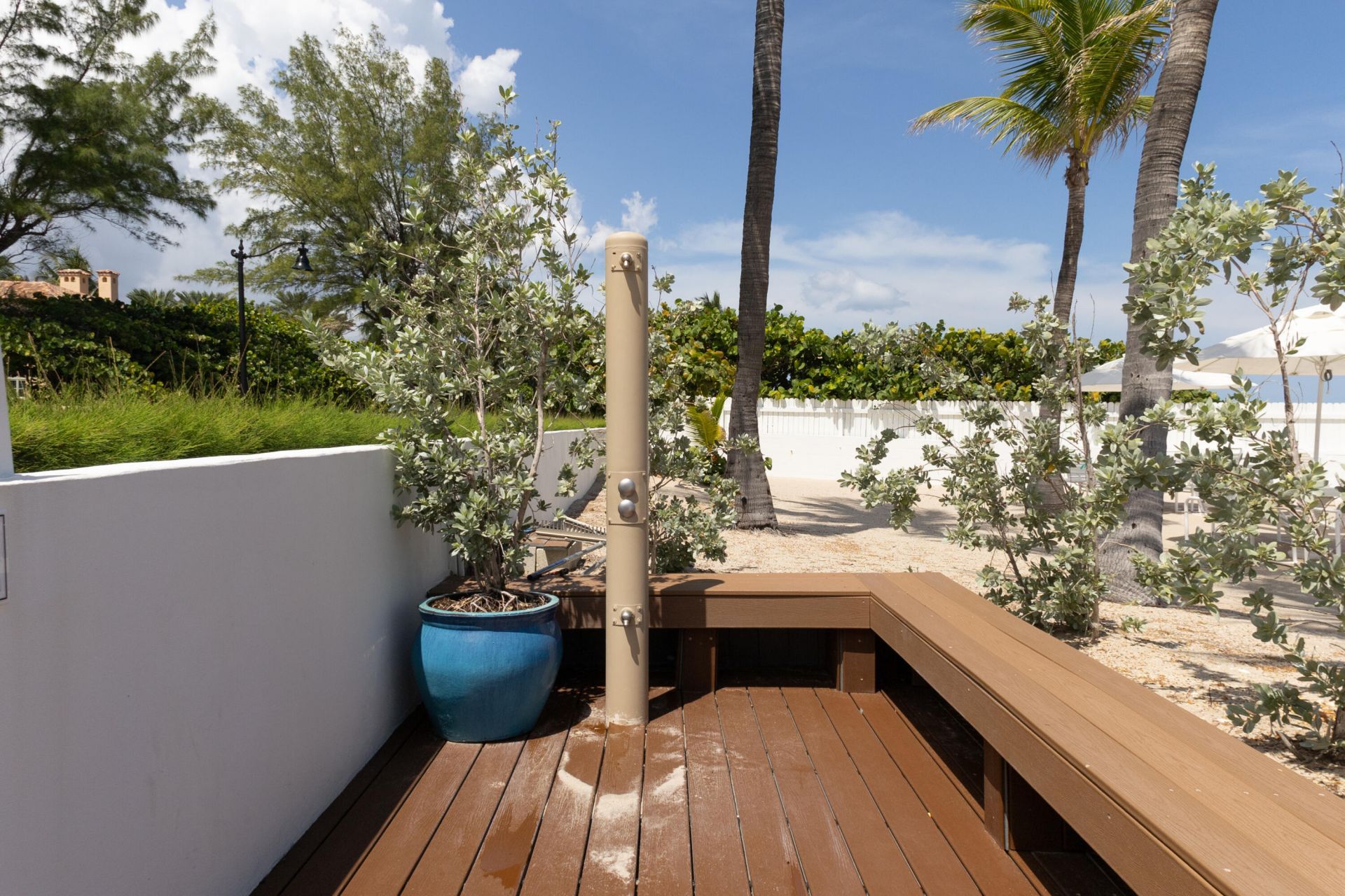 139 Sunrise Avenue, Unit 107, Palm Beach, FL 33480 Photo