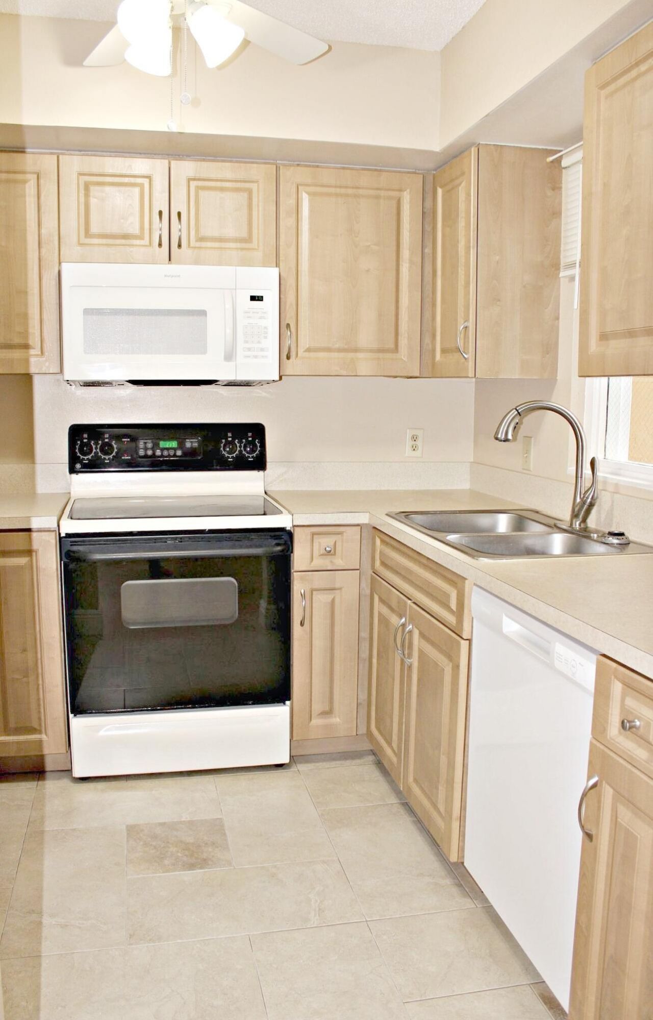 1604 SE Green Acres Circle, Unit T103, Port Saint Lucie, FL 34952 Photo