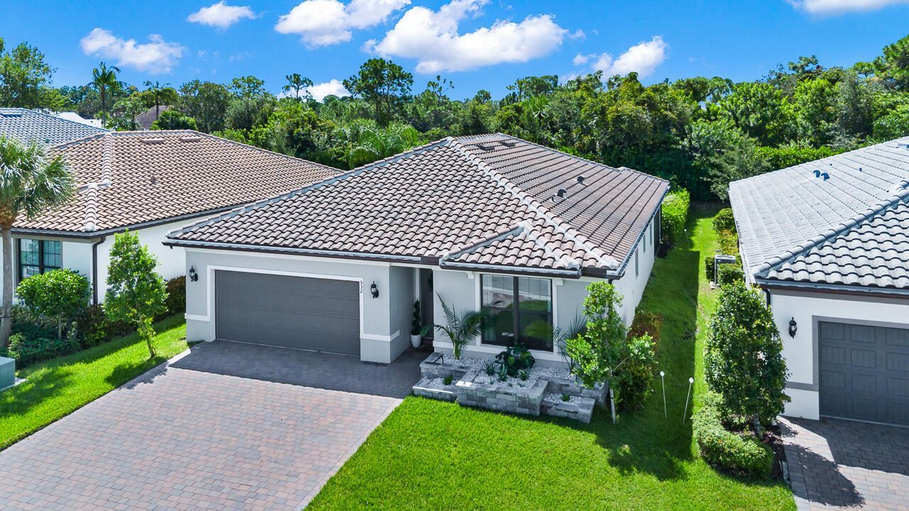 532 SE Villandry Way, Port Saint Lucie, FL 34984 Photo