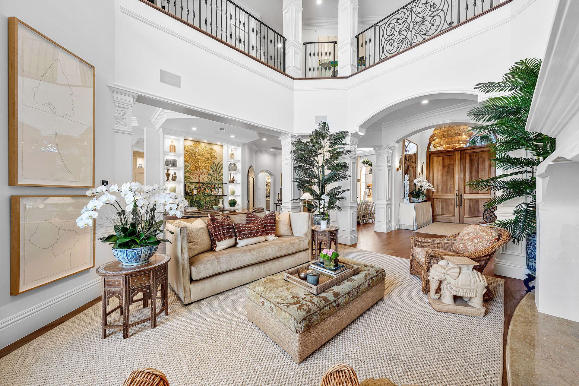 2055 Royal Palm Way, Boca Raton, FL 33432 Photo
