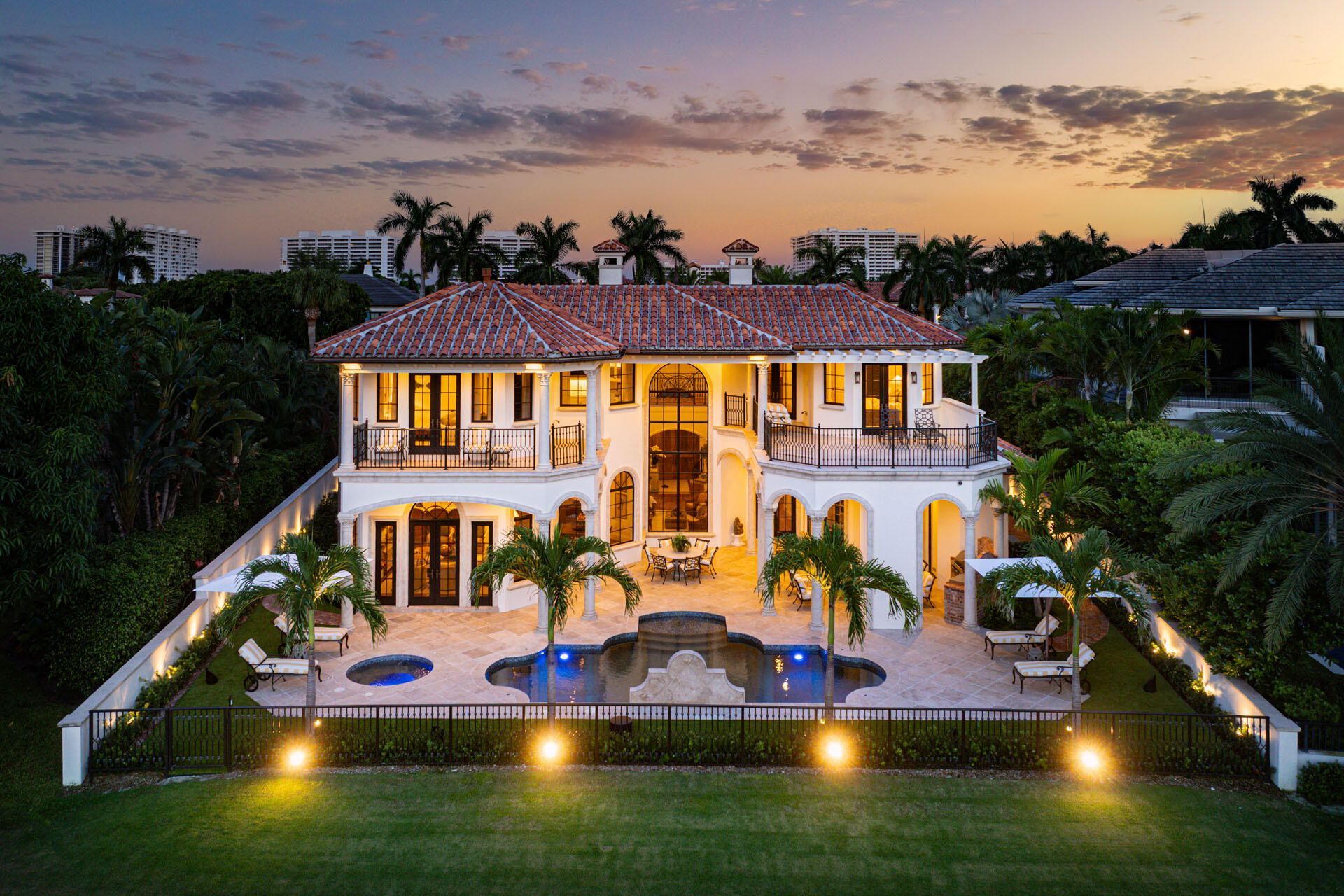2055 Royal Palm Way, Boca Raton, FL 33432 Photo