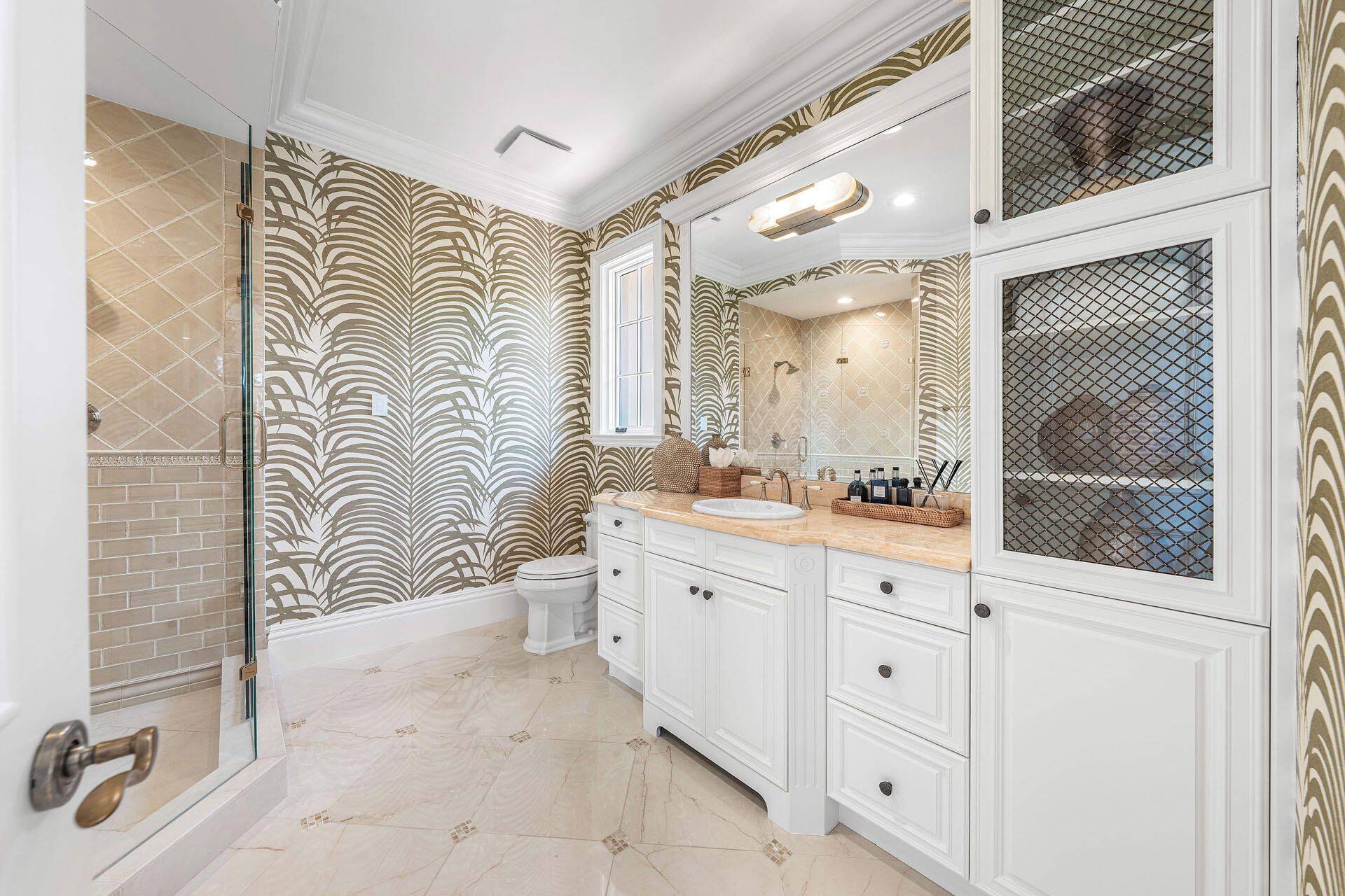 2055 Royal Palm Way, Boca Raton, FL 33432 Photo