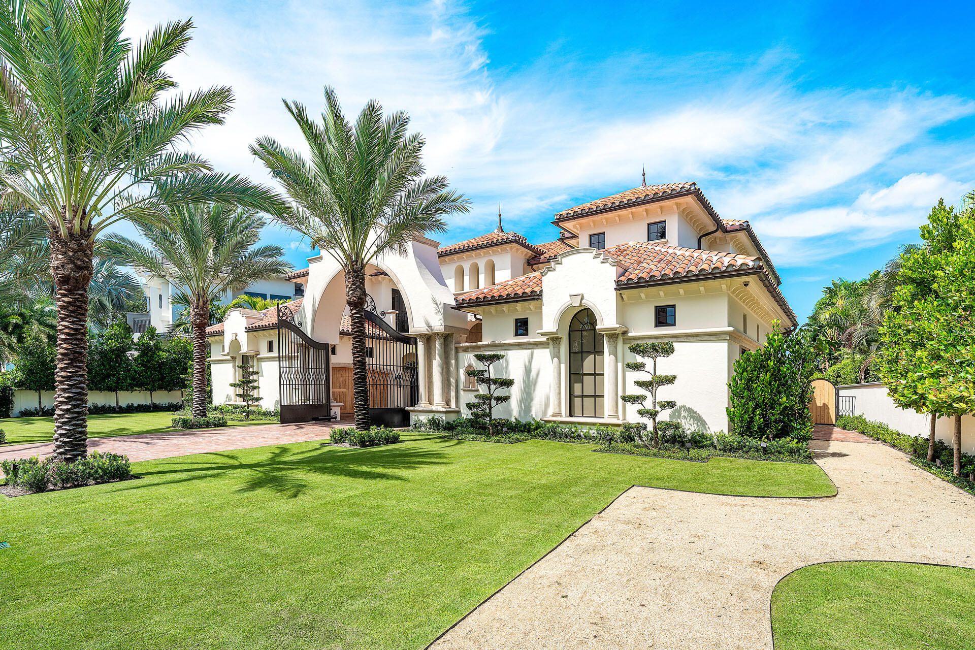 2055 Royal Palm Way, Boca Raton, FL 33432 Photo