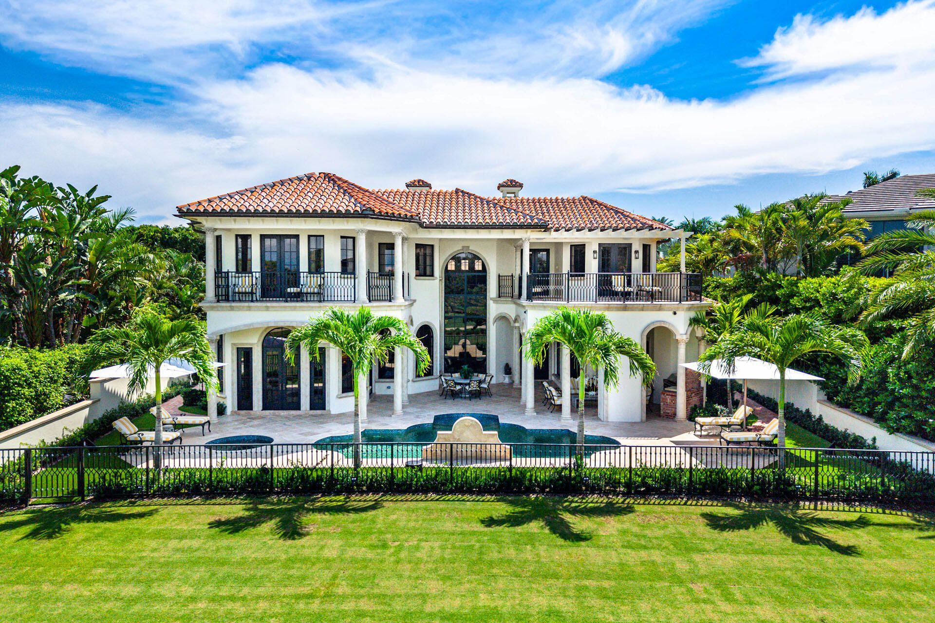 2055 Royal Palm Way, Boca Raton, FL 33432 Photo