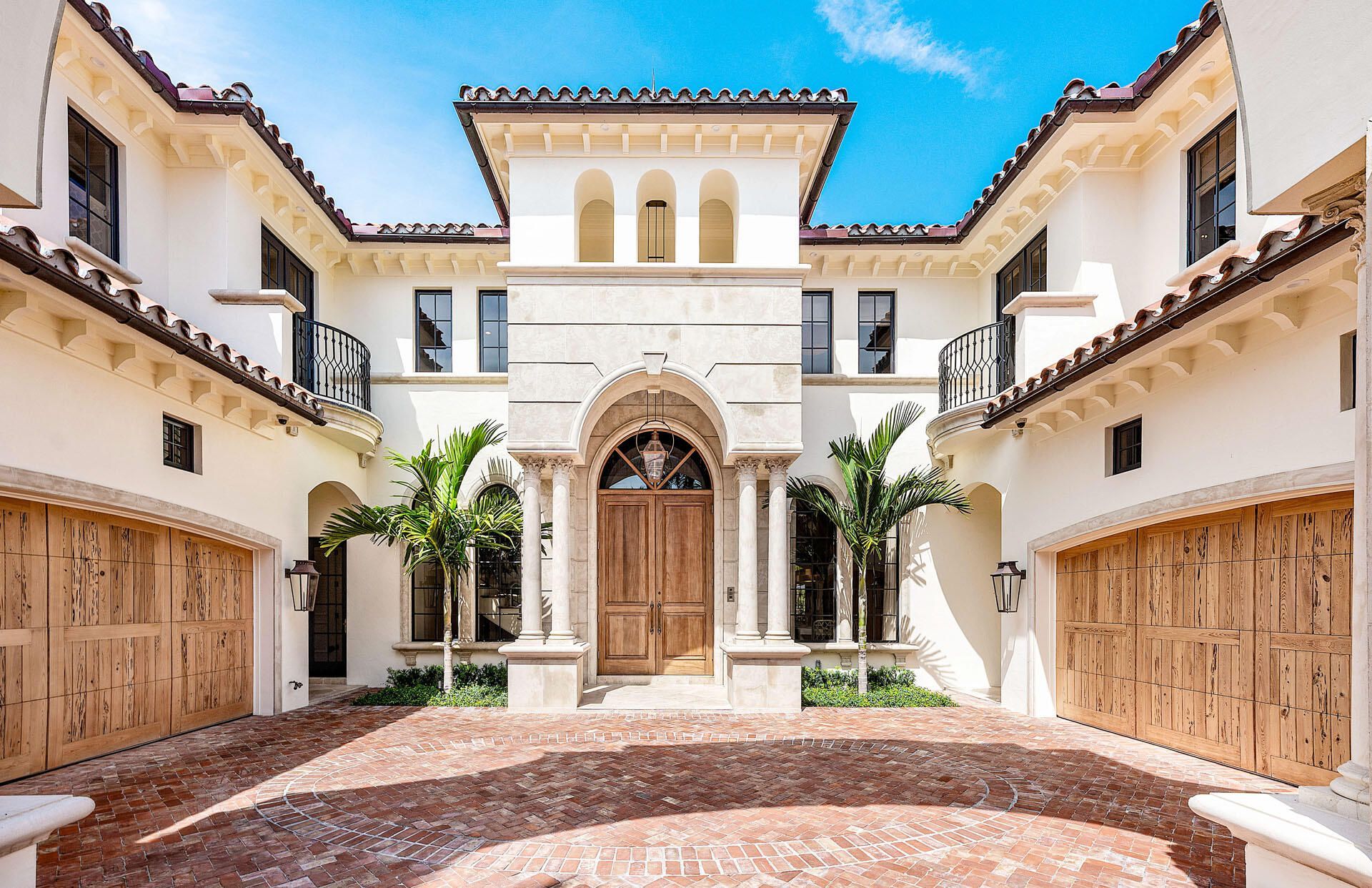 2055 Royal Palm Way, Boca Raton, FL 33432 Photo