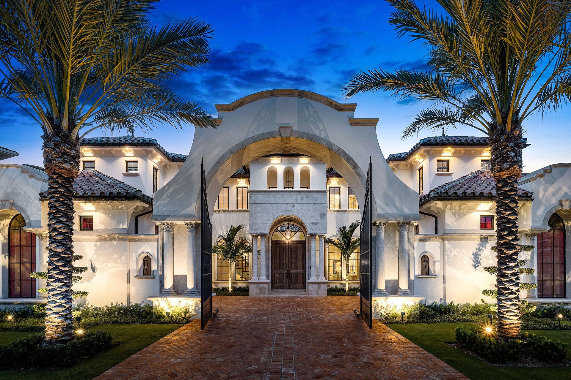 2055 Royal Palm Way, Boca Raton, FL 33432 Photo