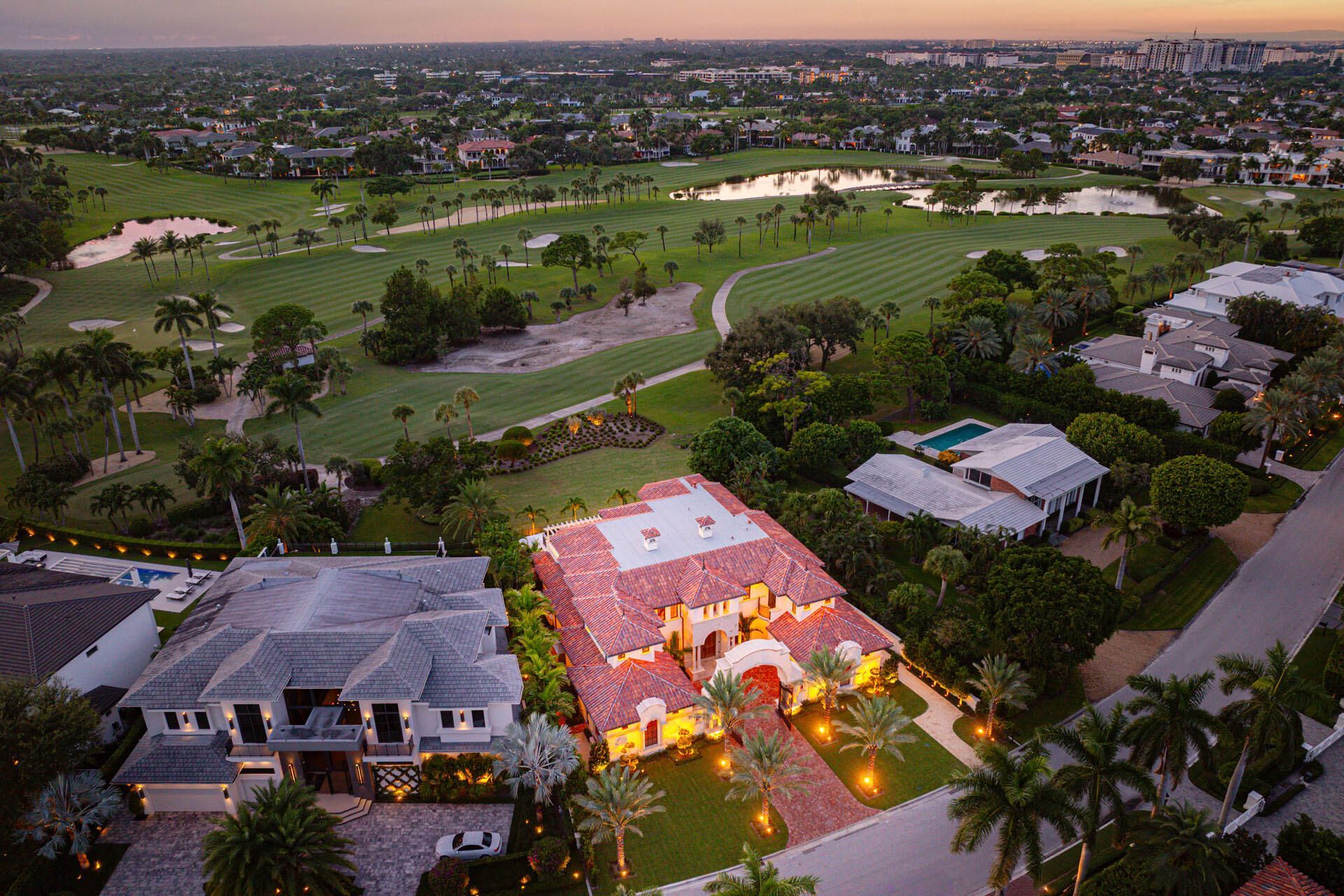 2055 Royal Palm Way, Boca Raton, FL 33432 Photo