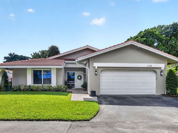 2738 DEER CREEK KELLY BROOKE Lane, Deerfield Beach, FL 33442