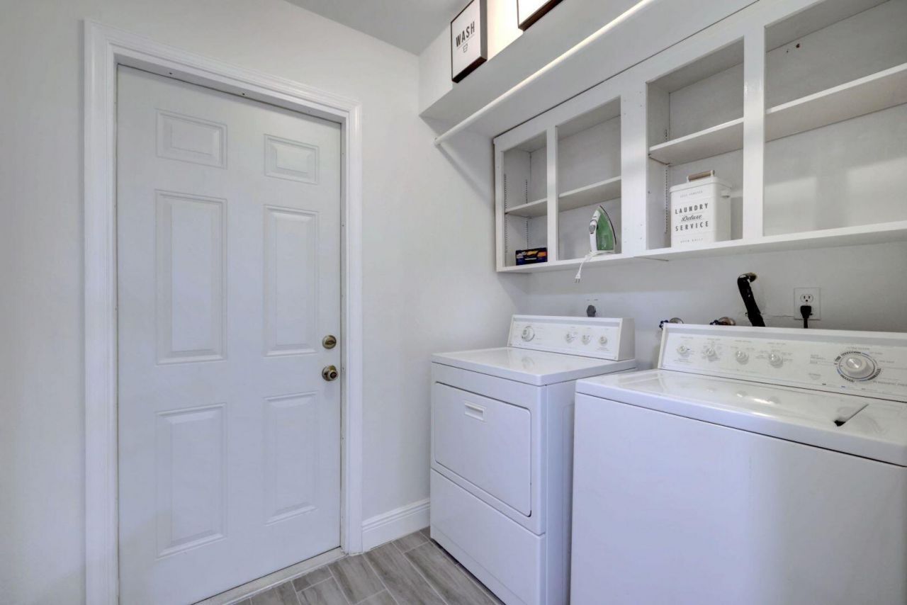 543 SE Greenway Terrace, Port Saint Lucie, FL 34983 Photo