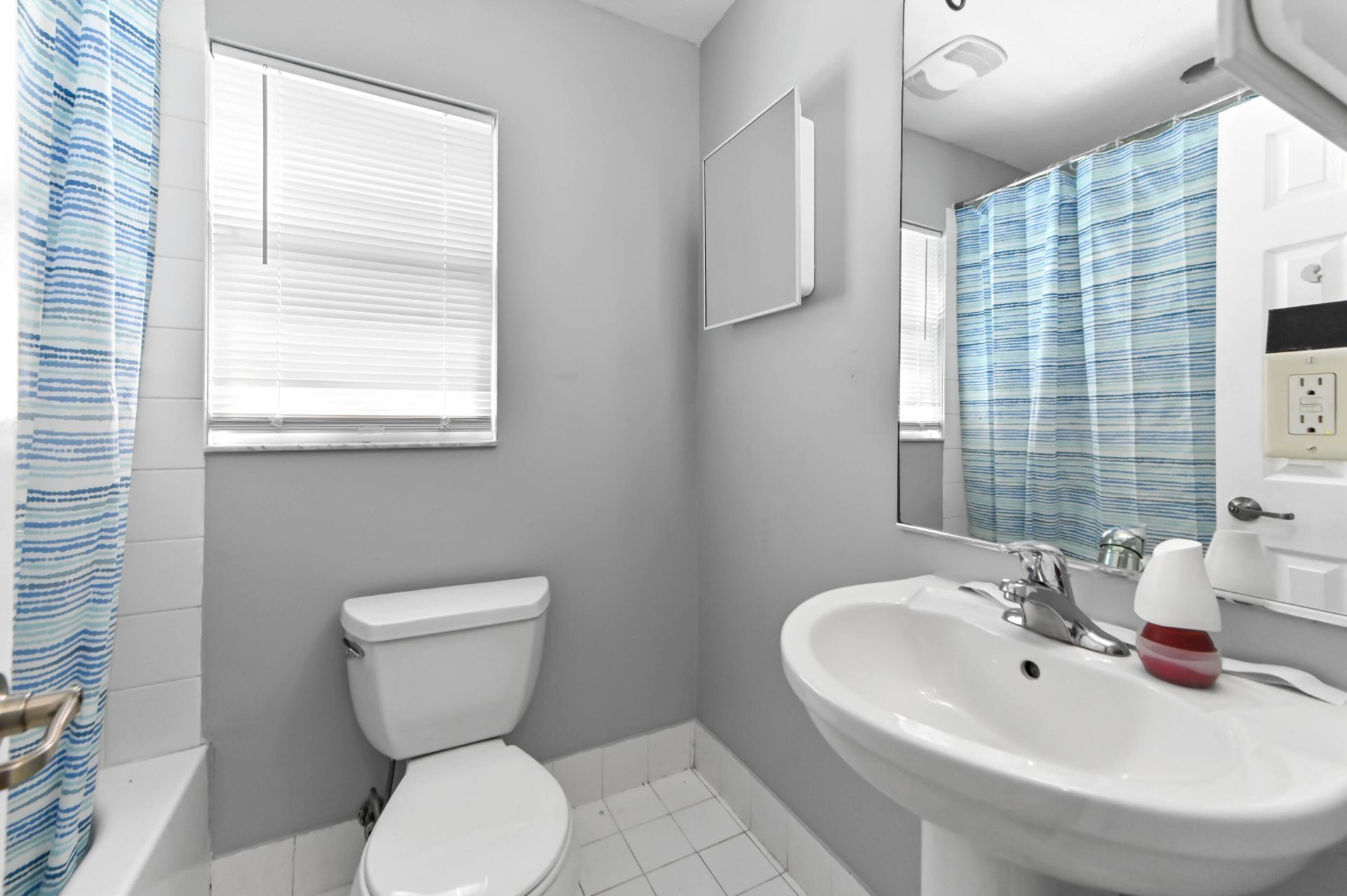 218 N H Street, Lake Worth Beach, FL 33460 Photo
