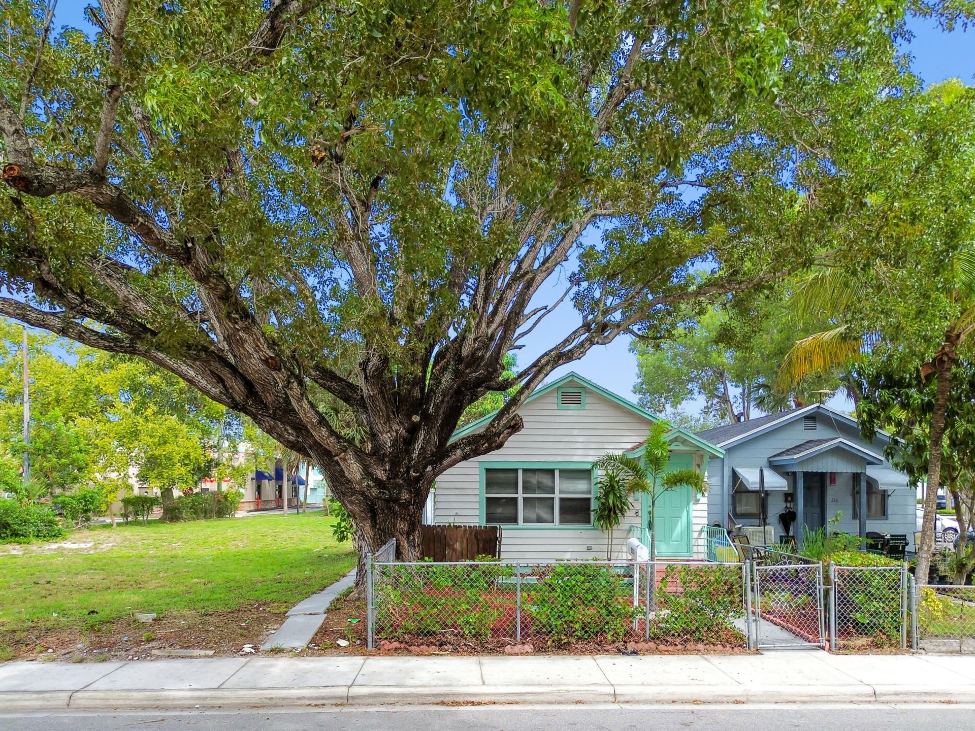 218 N H Street, Lake Worth Beach, FL 33460 Photo