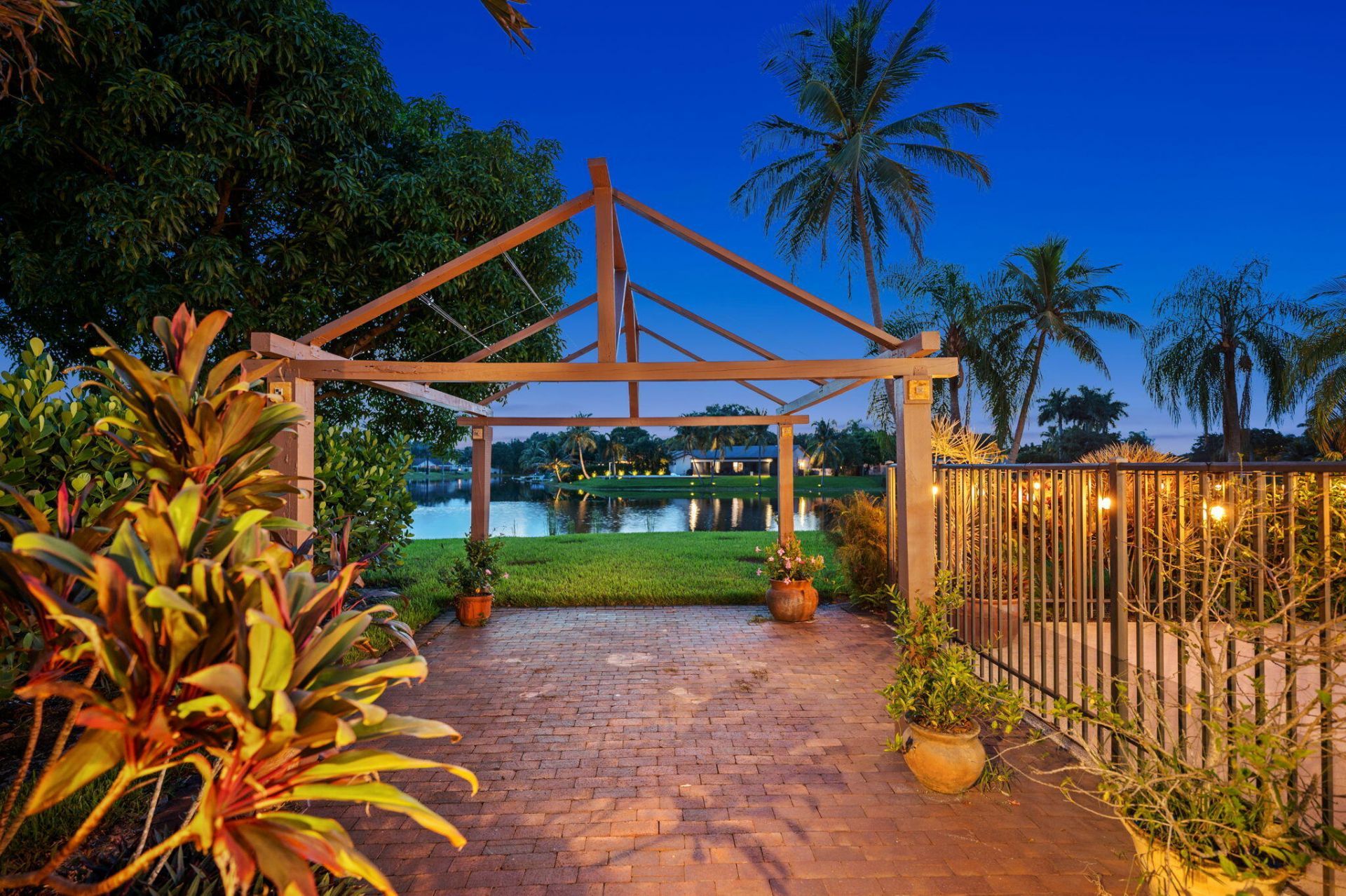 11713 Spinnaker Way, Cooper City, FL 33026 Photo