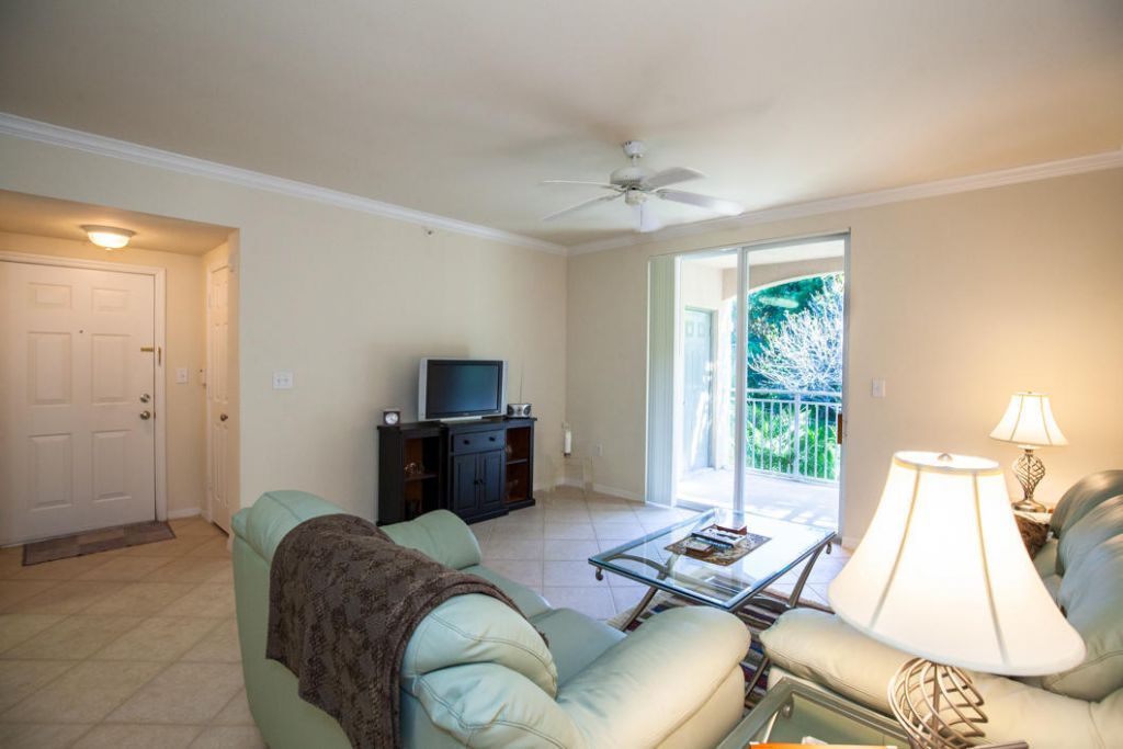 6492 Emerald Dunes Drive, Unit 205, West Palm Beach, FL 33411 Photo