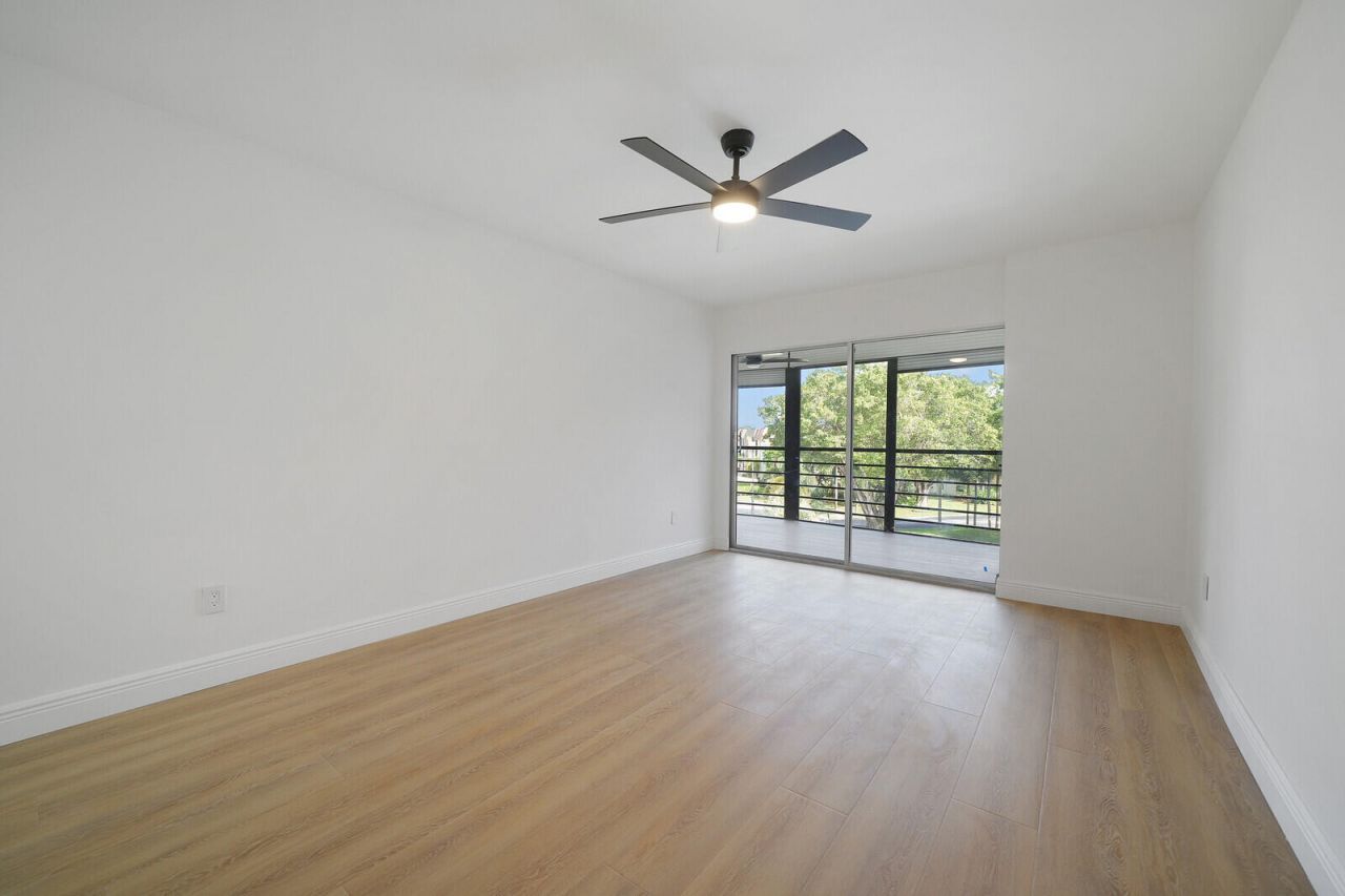 23345 Carolwood Lane, Unit 406, Boca Raton, FL 33428 Photo