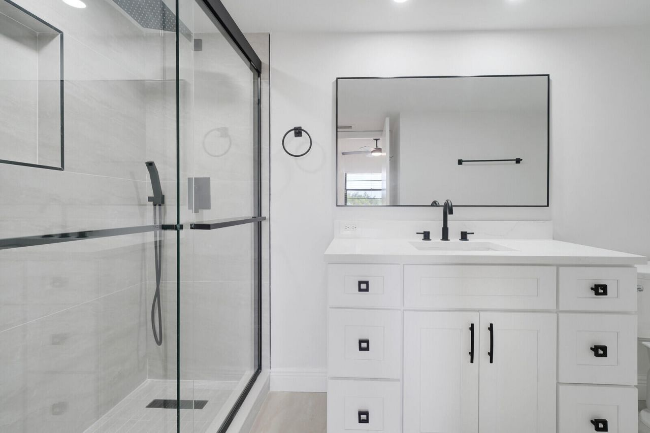 23345 Carolwood Lane, Unit 406, Boca Raton, FL 33428 Photo