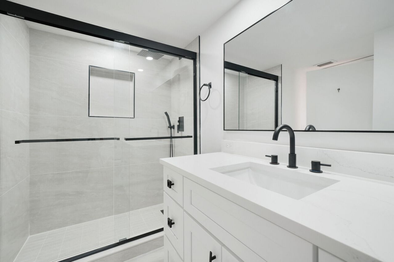 23345 Carolwood Lane, Unit 406, Boca Raton, FL 33428 Photo