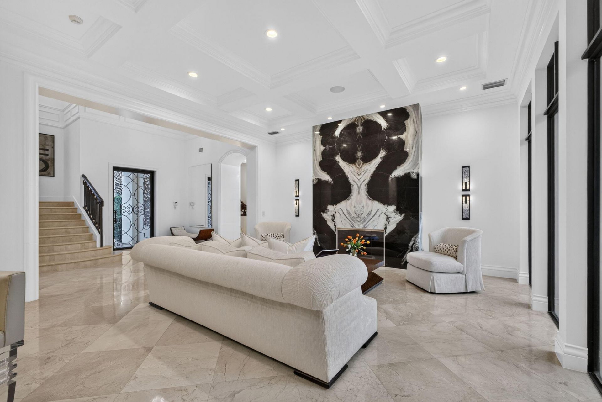 213 Via Palacio, Palm Beach Gardens, FL 33418 Photo