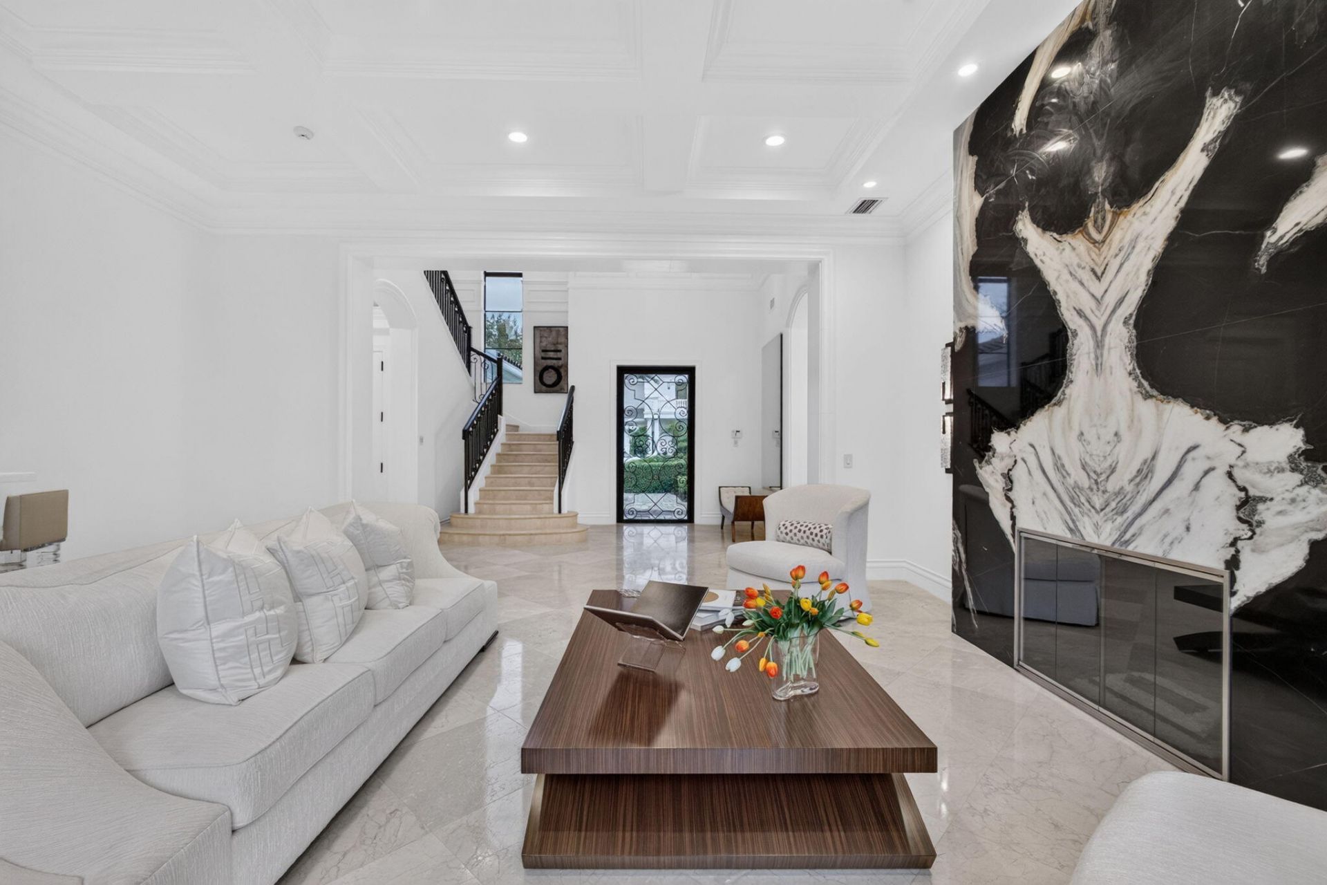 213 Via Palacio, Palm Beach Gardens, FL 33418 Photo