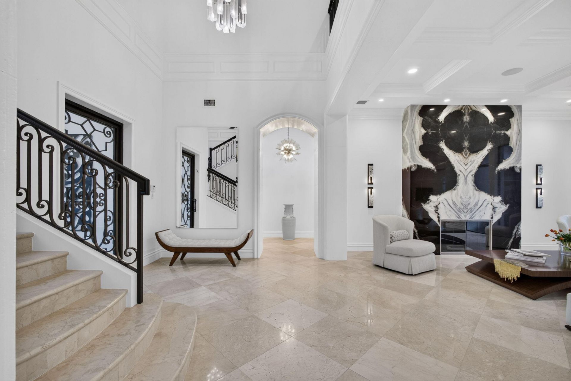 213 Via Palacio, Palm Beach Gardens, FL 33418 Photo