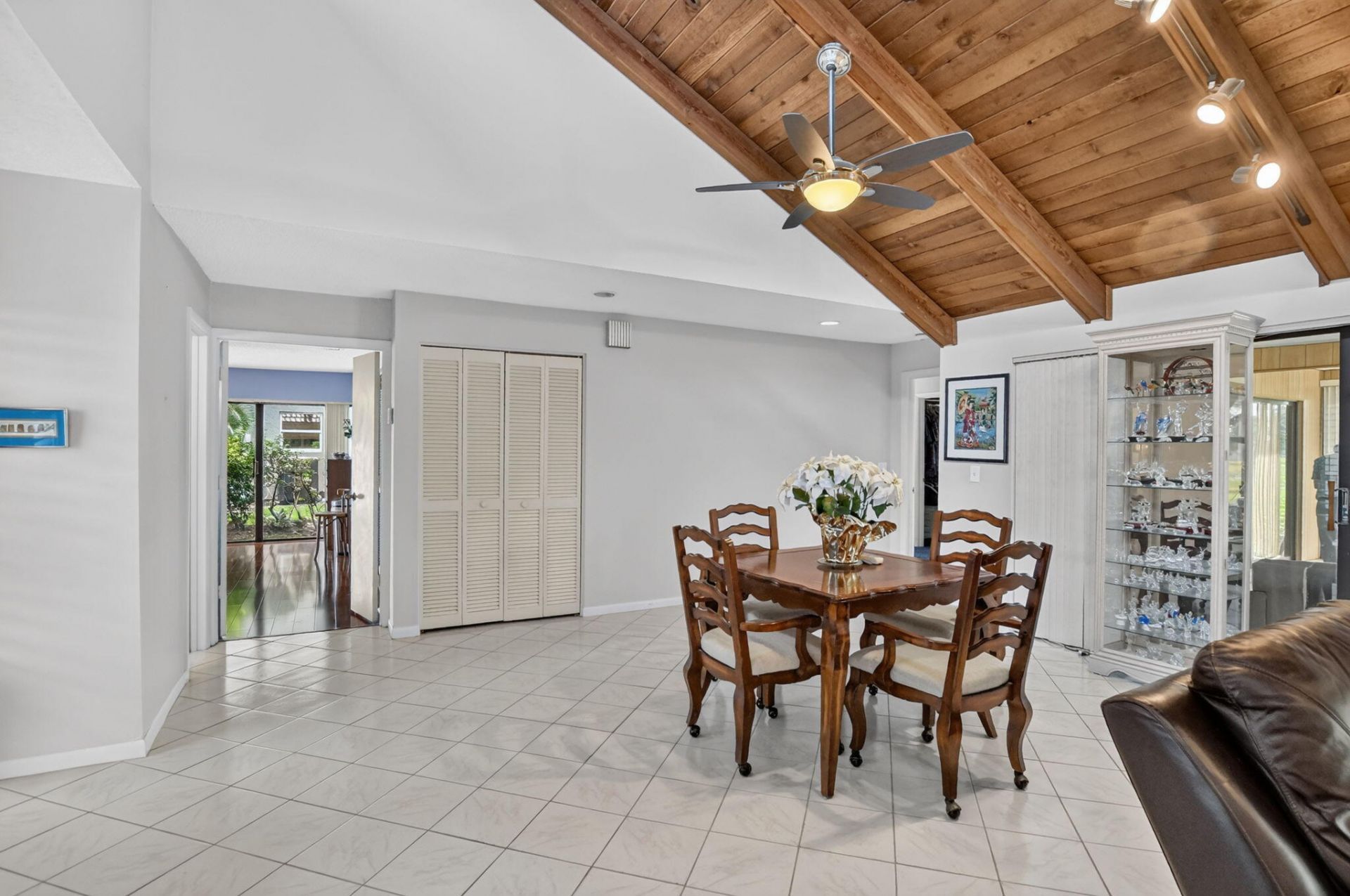 5680 NW 3rd Terrace, Boca Raton, FL 33487 Photo