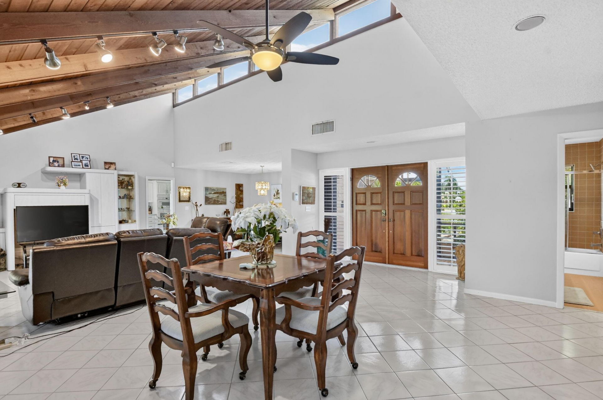 5680 NW 3rd Terrace, Boca Raton, FL 33487 Photo