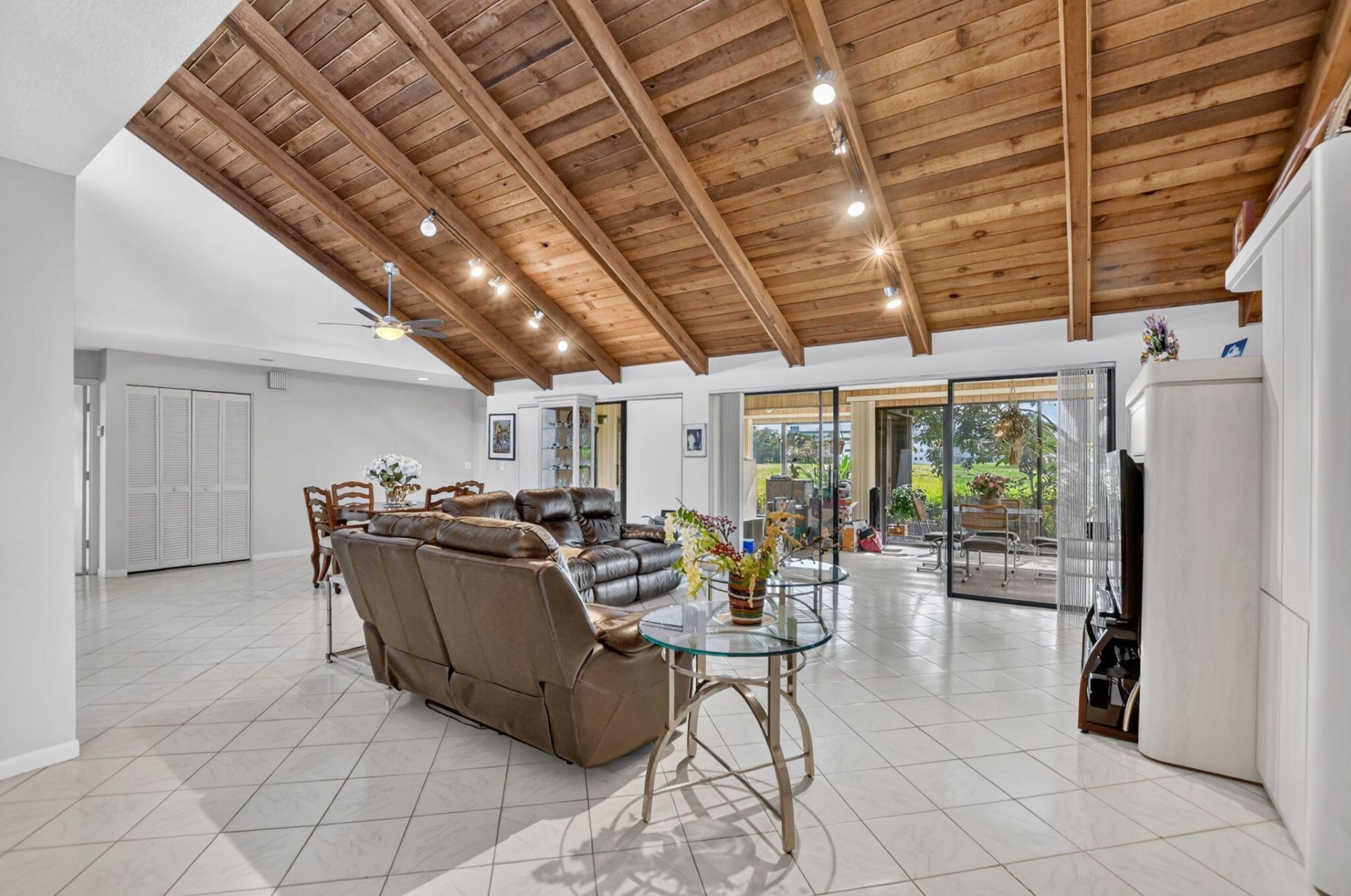 5680 NW 3rd Terrace, Boca Raton, FL 33487 Photo