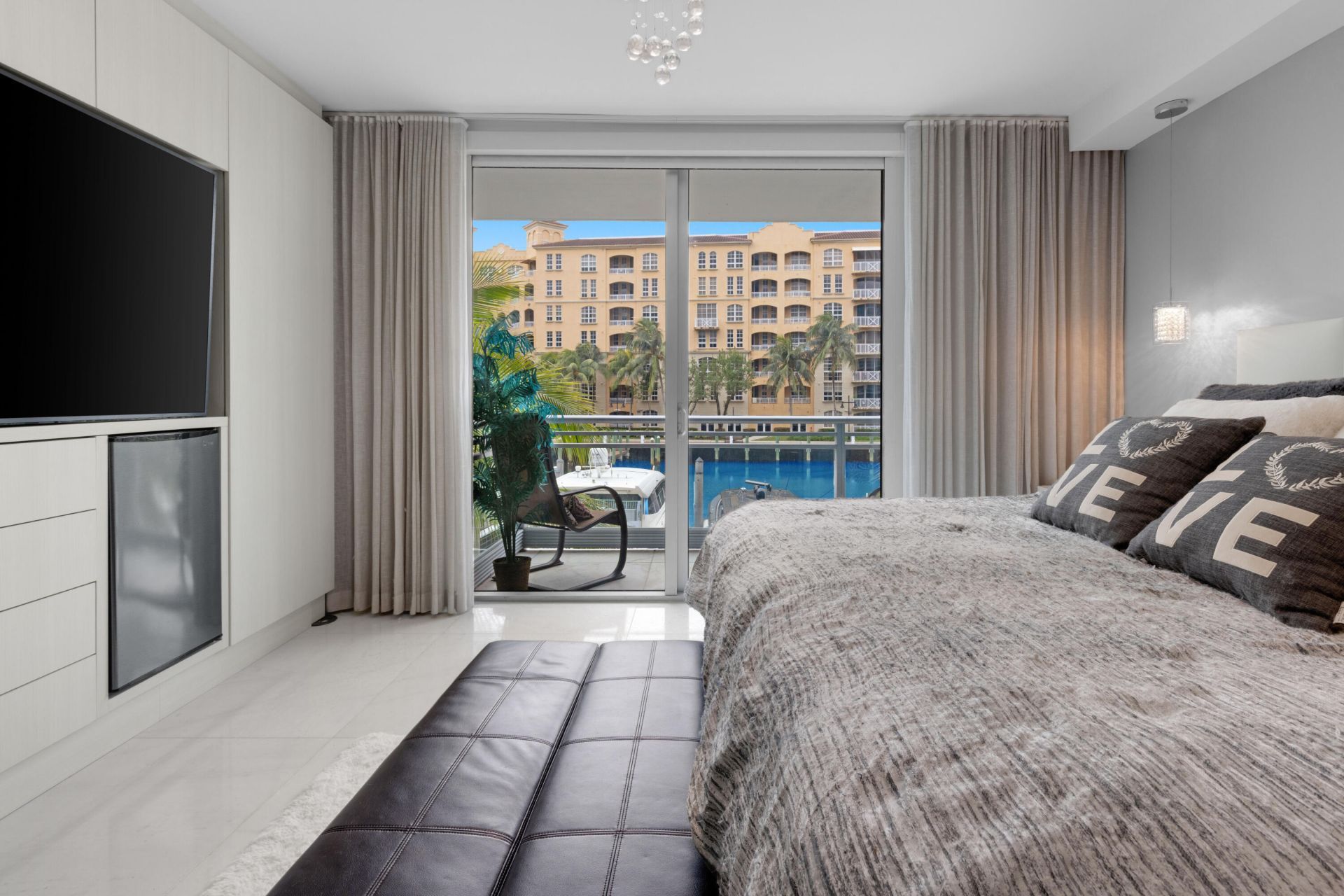 2950 NE 188th Street, Unit 122, Aventura, FL 33180 Photo
