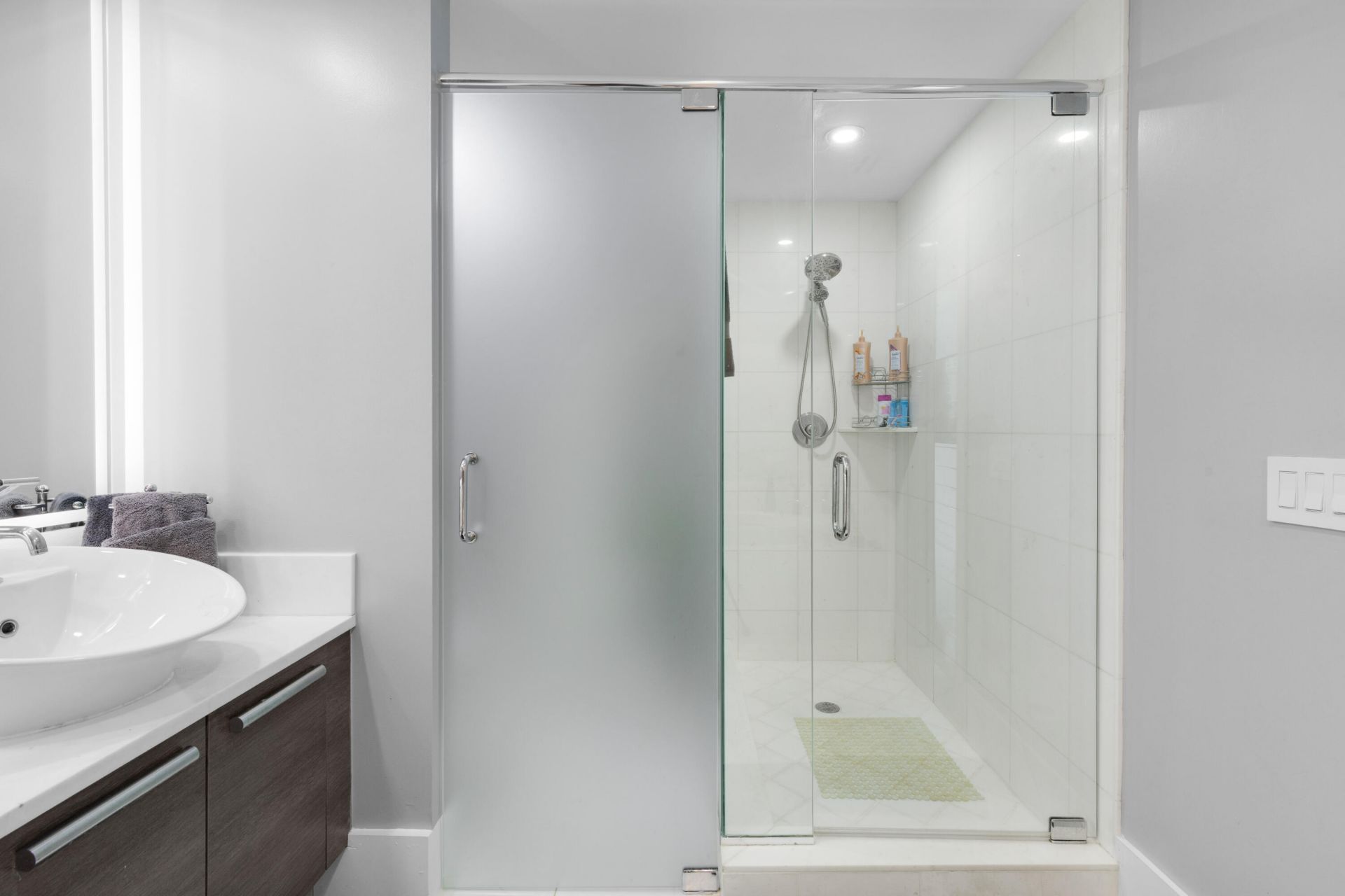 2950 NE 188th Street, Unit 122, Aventura, FL 33180 Photo