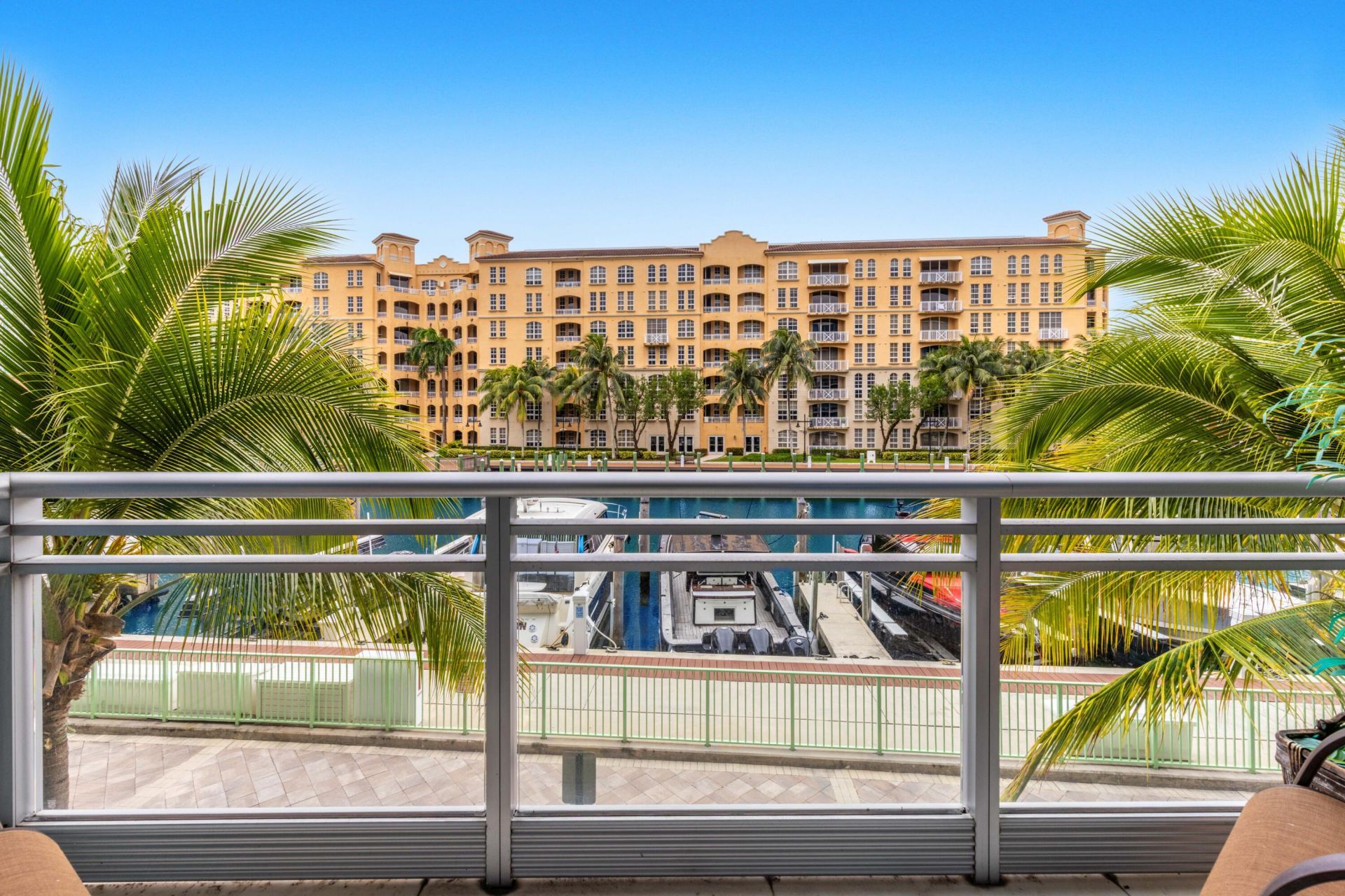 2950 NE 188th Street, Unit 122, Aventura, FL 33180 Photo