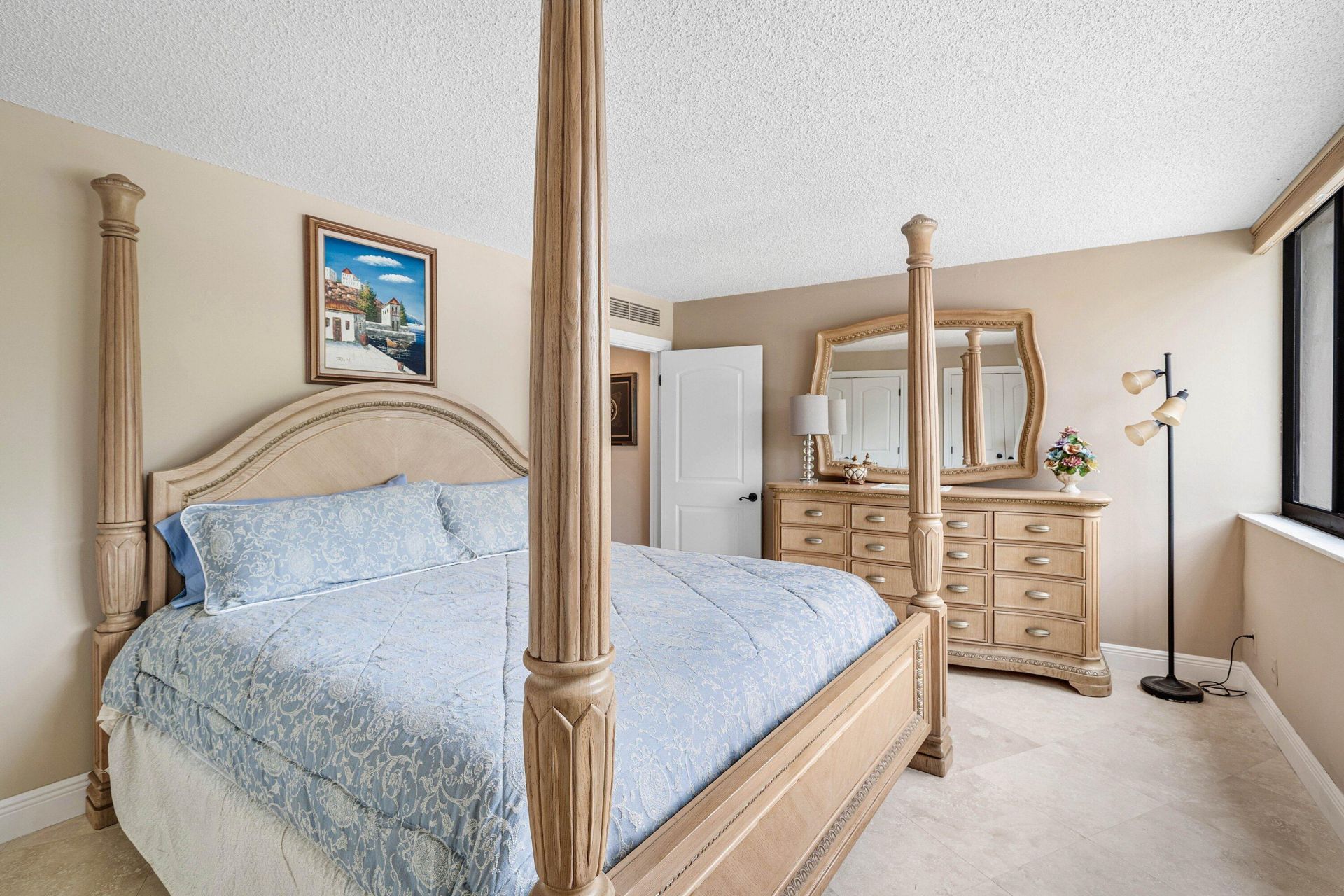 6885 N Ocean Boulevard, Unit 1040, Ocean Ridge, FL 33435 Photo