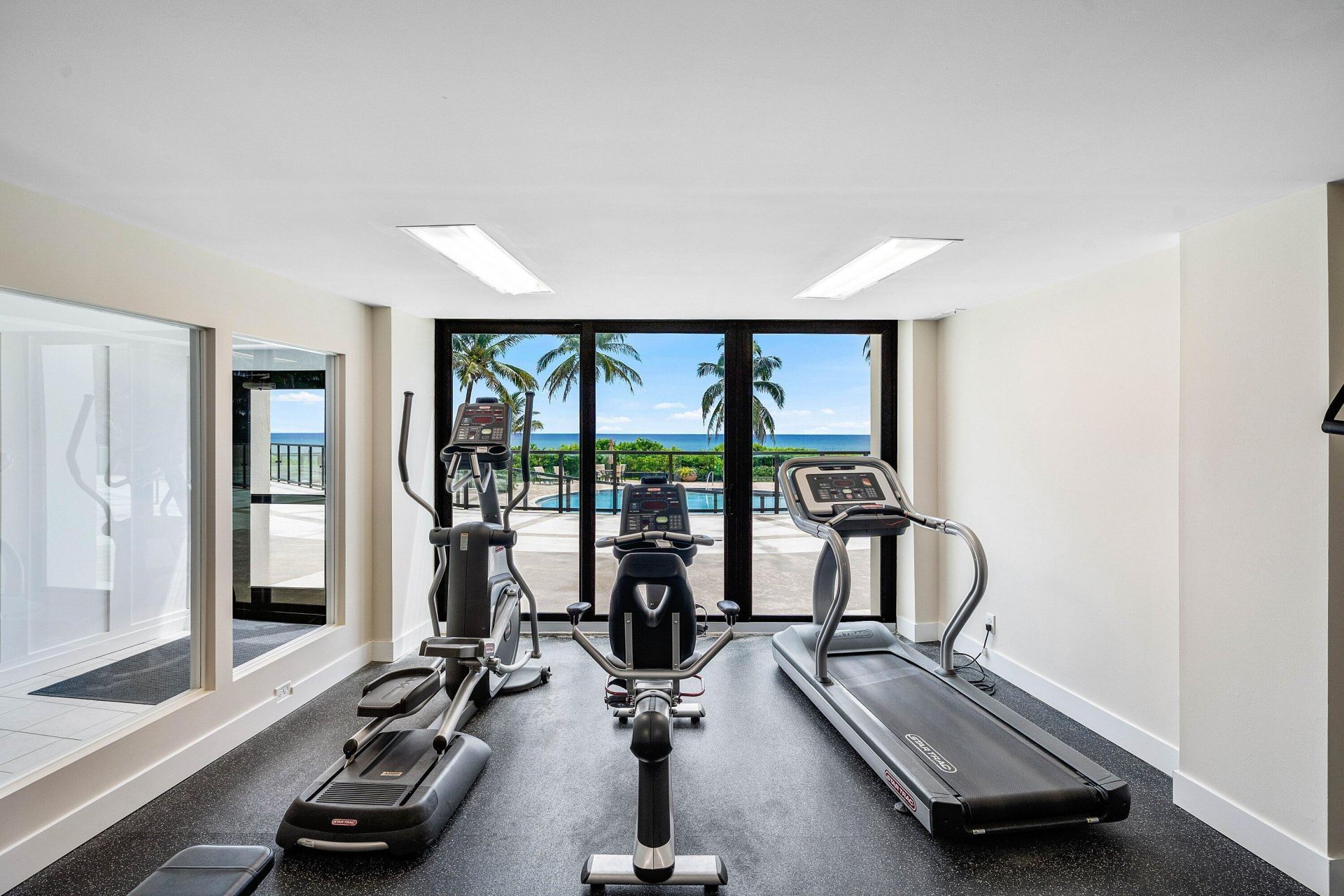 6885 N Ocean Boulevard, Unit 1040, Ocean Ridge, FL 33435 Photo
