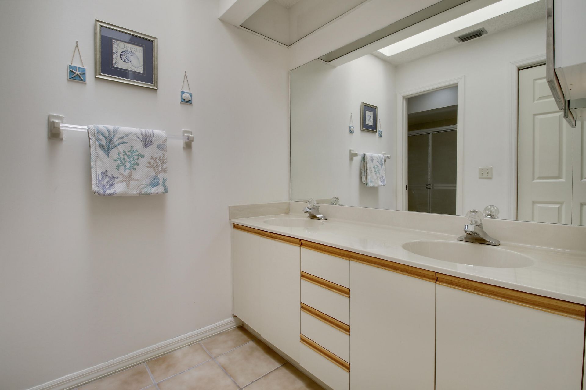 6807 SE Yorktown Drive, Hobe Sound, FL 33455 Photo