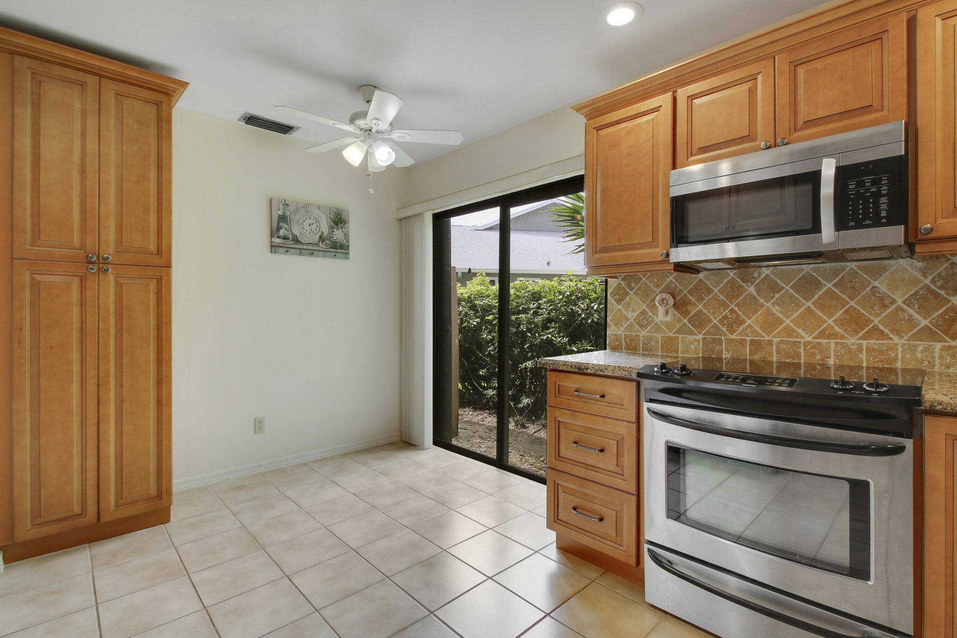 6807 SE Yorktown Drive, Hobe Sound, FL 33455 Photo