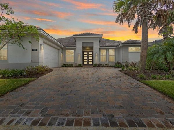 9323 SW Pinnacle Place, Port St. Lucie, FL 34987