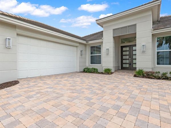 9323 SW Pinnacle Place, Port St. Lucie, FL 34987