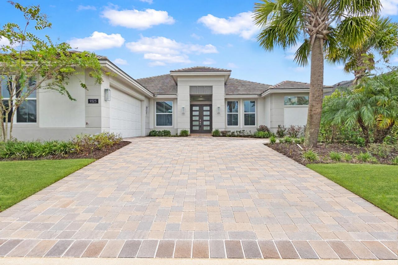 9323 SW Pinnacle Place, Port Saint Lucie, FL 34987 Photo