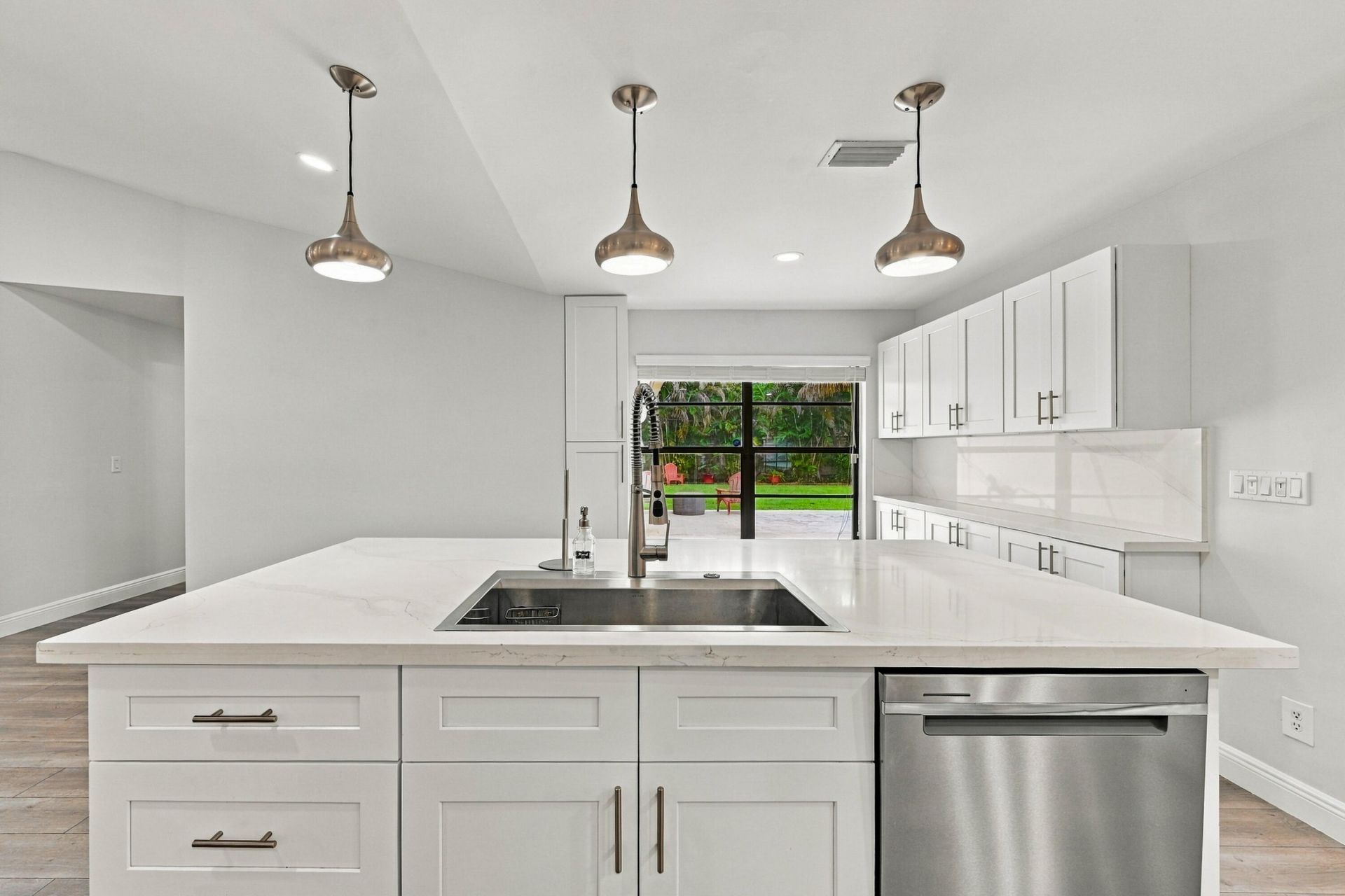 9255 NW 18th Street, Plantation, FL 33322 Photo