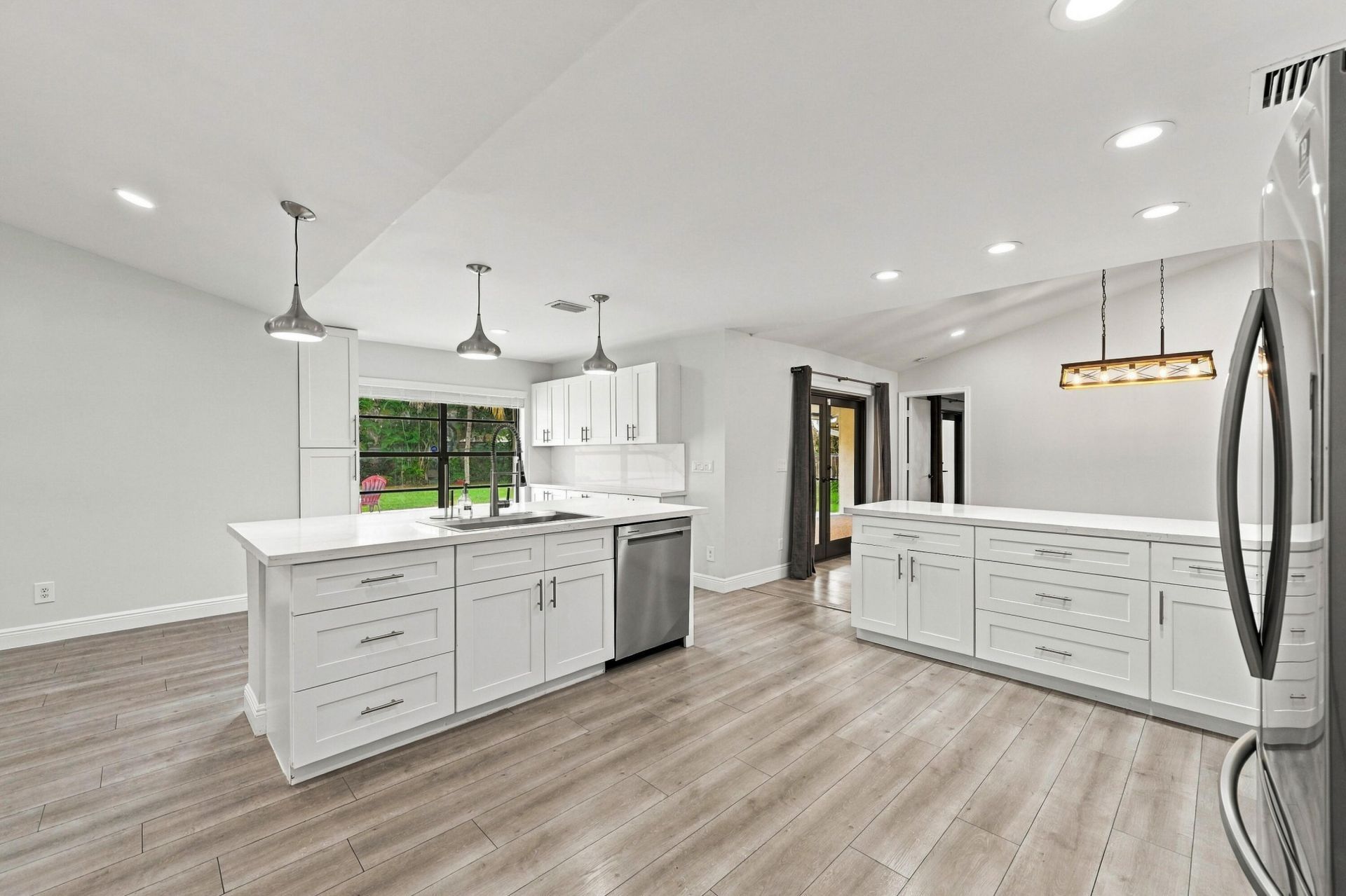 9255 NW 18th Street, Plantation, FL 33322 Photo